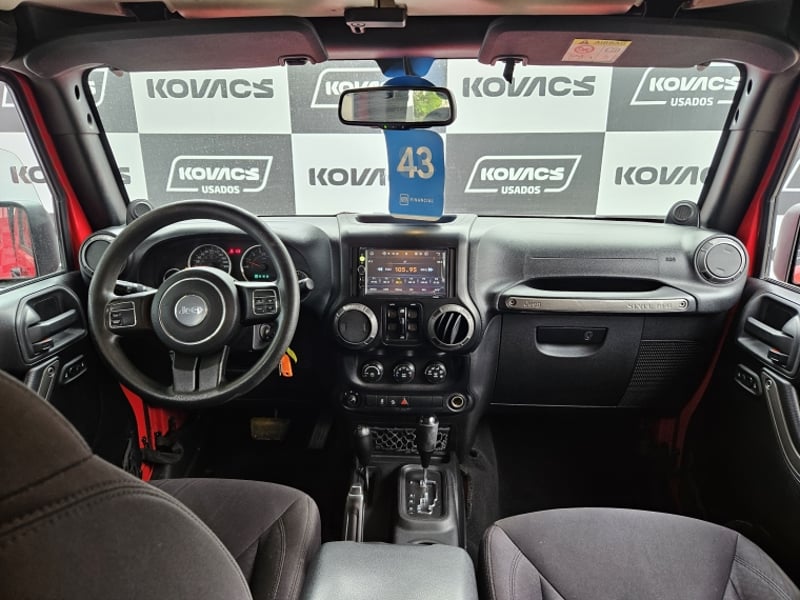 Jeep WRANGLER UNLIMITED 4X4 2014 - Imagen 9 de 20