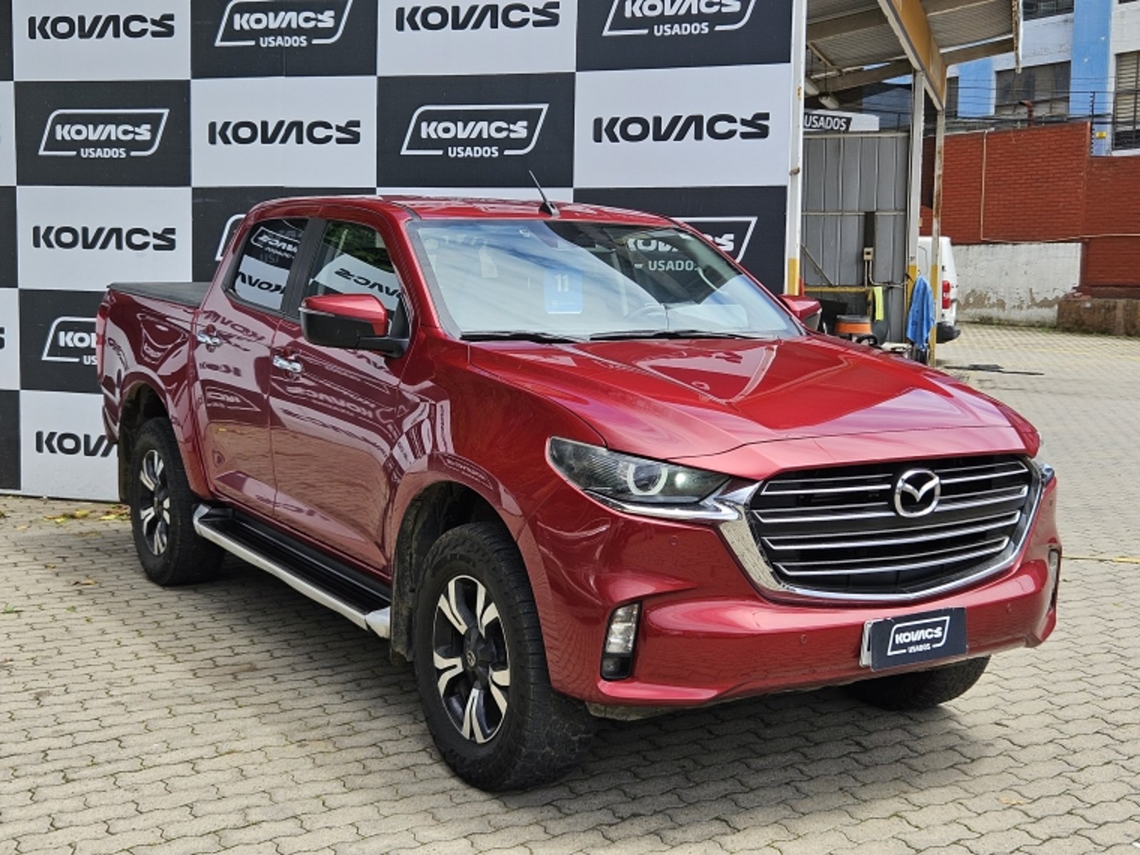 Mazda BT-50 3.0 HIGH PLUS AT 4X4 DIESEL 2022 - Foto 4 de 20