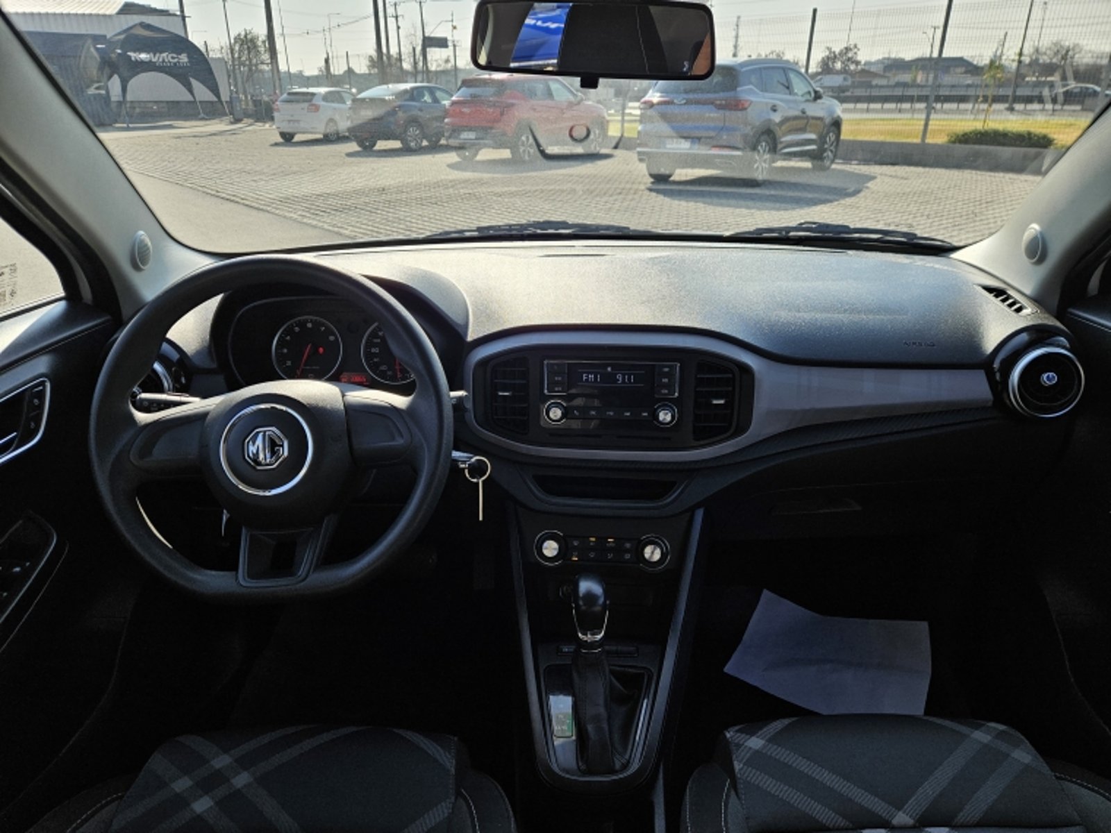 MG 3 1.5  COM  AT 2023 - Imagen 9 de 17