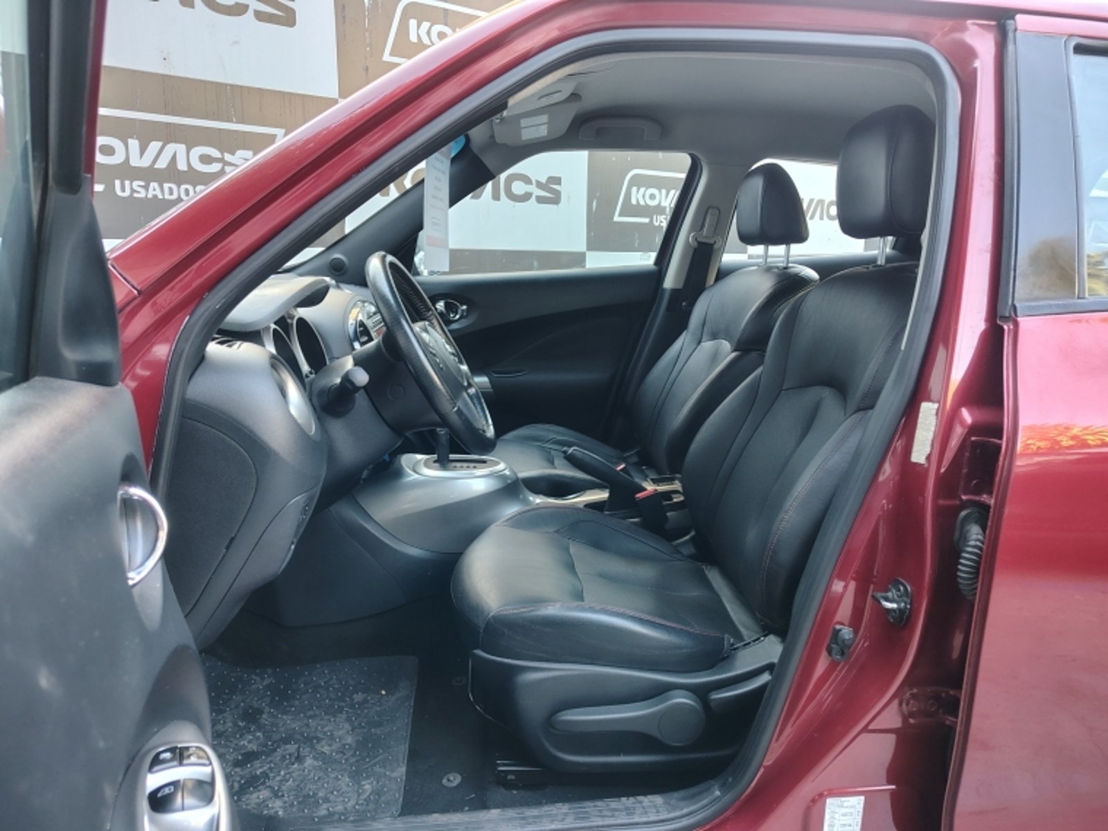NISSAN JUKE 1.6  MID  CVT 2014 - Imagen 14 de 20