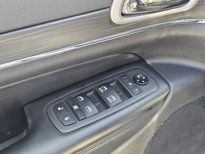 Jeep GRAND CHEROKEE 3.6 LIMITED LX AT 4X4 2022 - Imagen 13 de 20
