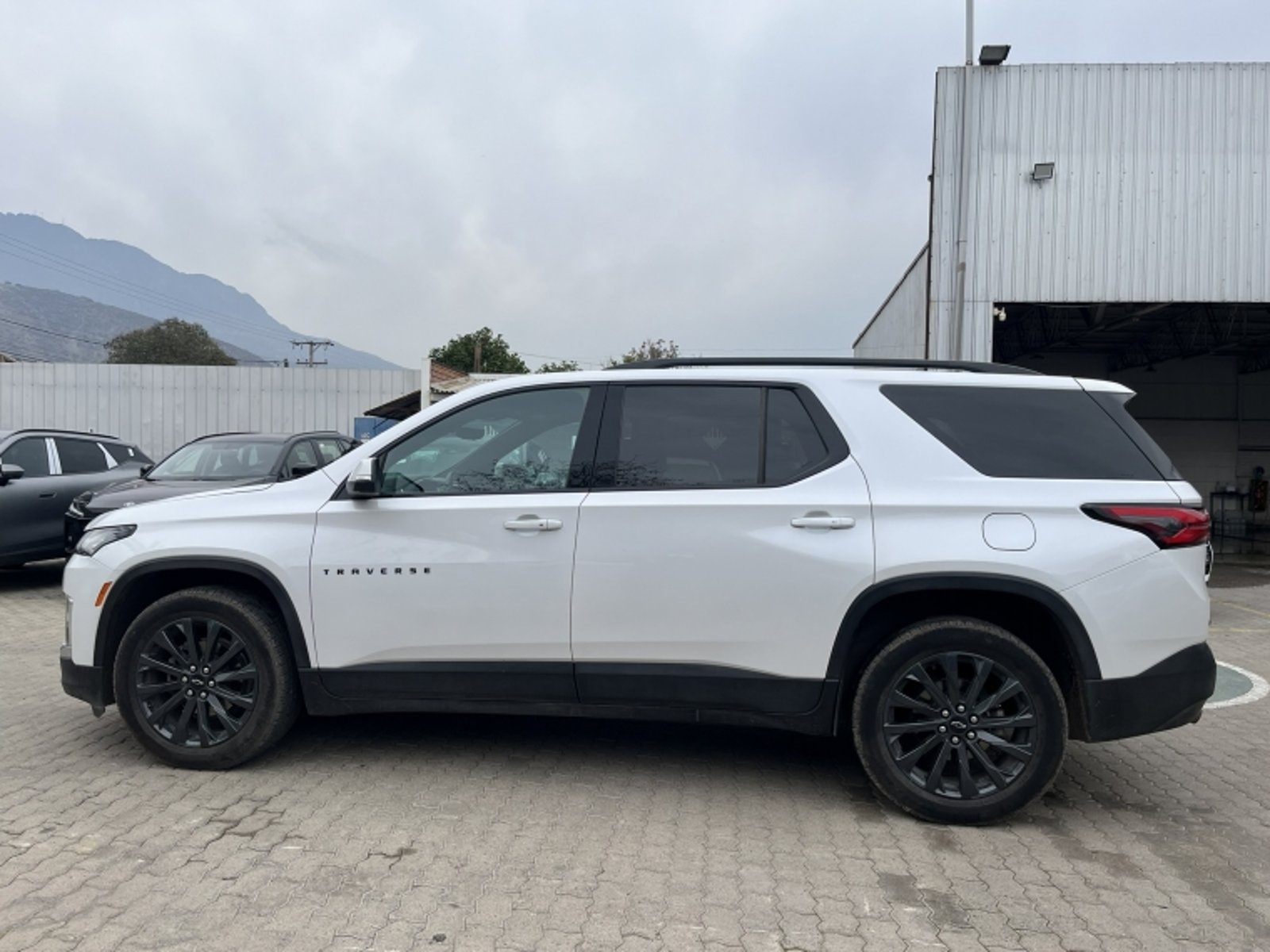 Chevrolet TRAVERSE RS AWD P 2023 - Foto 2 de 20