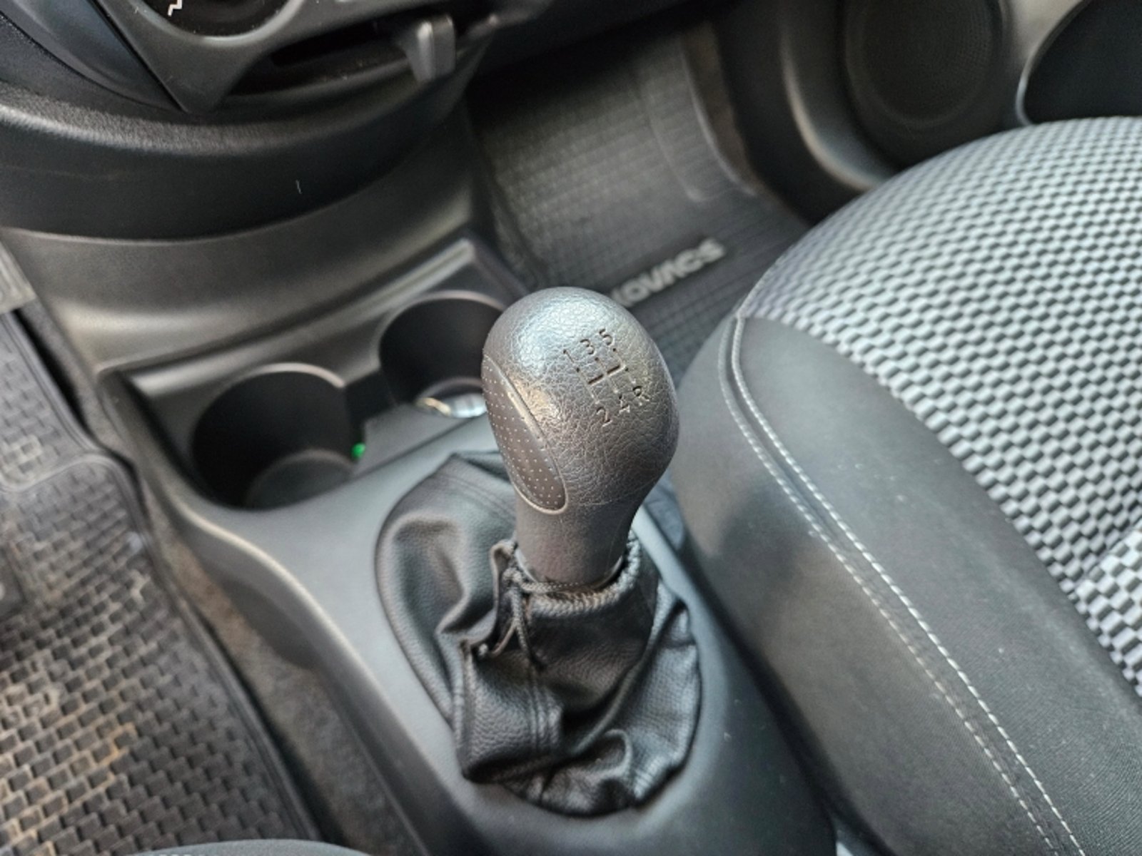 NISSAN VERSA 1.6  SENSE  MT 2021 - Imagen 12 de 18