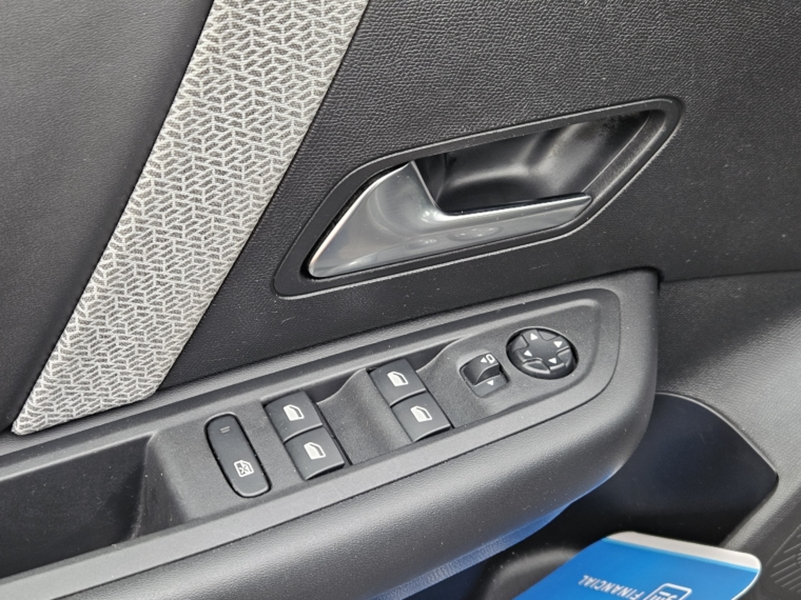 Citroën C-4 1.5 BLUEHDI 130 S&S EAT8 FEEL PACK AT DIESEL 2024 - Imagen 14 de 20