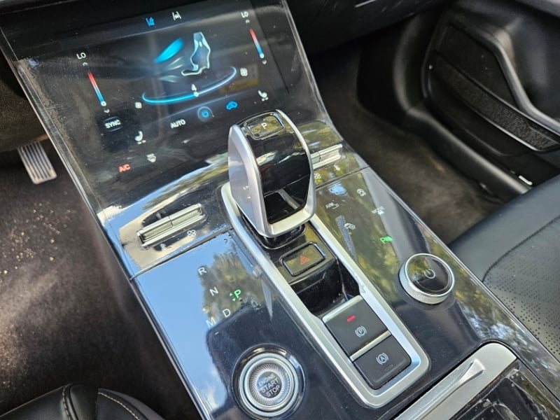 Chery TIGGO 8 PRO TIGGO 8 PRO GLX 1.6 AUT 2022 - Imagen 16 de 19