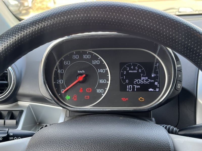 Chevrolet SPARK 1.2 LT AC MT 2021 - Imagen 19 de 20