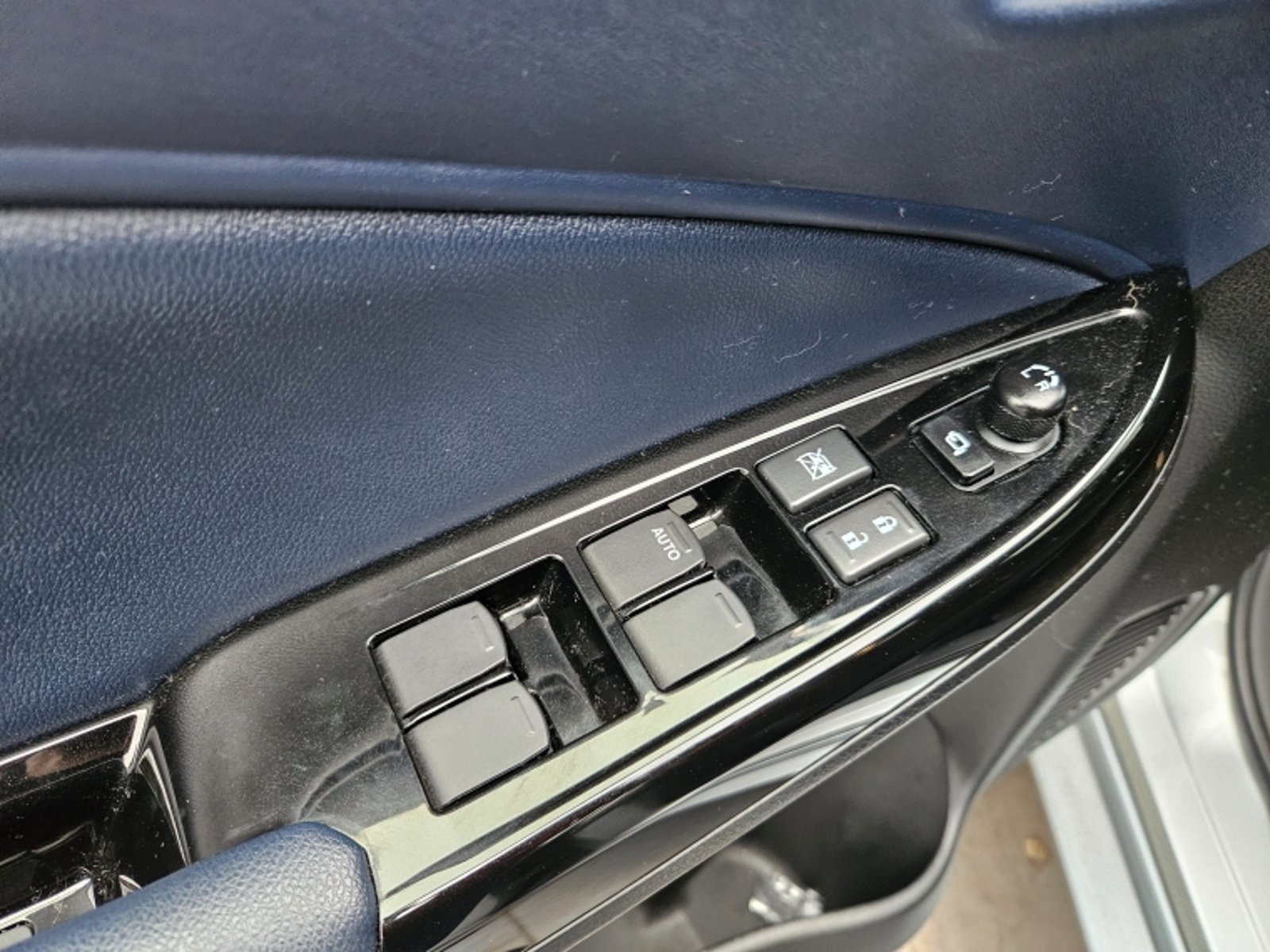 Suzuki BALENO 1.5  GLX  AT 2025 - Imagen 13 de 19