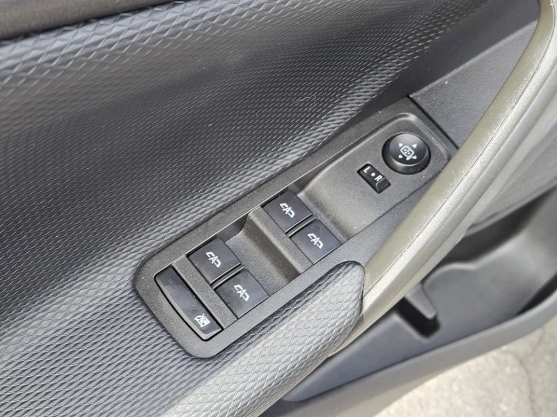 Chevrolet TRACKER 1.2 LS MT 2024 - Imagen 14 de 20