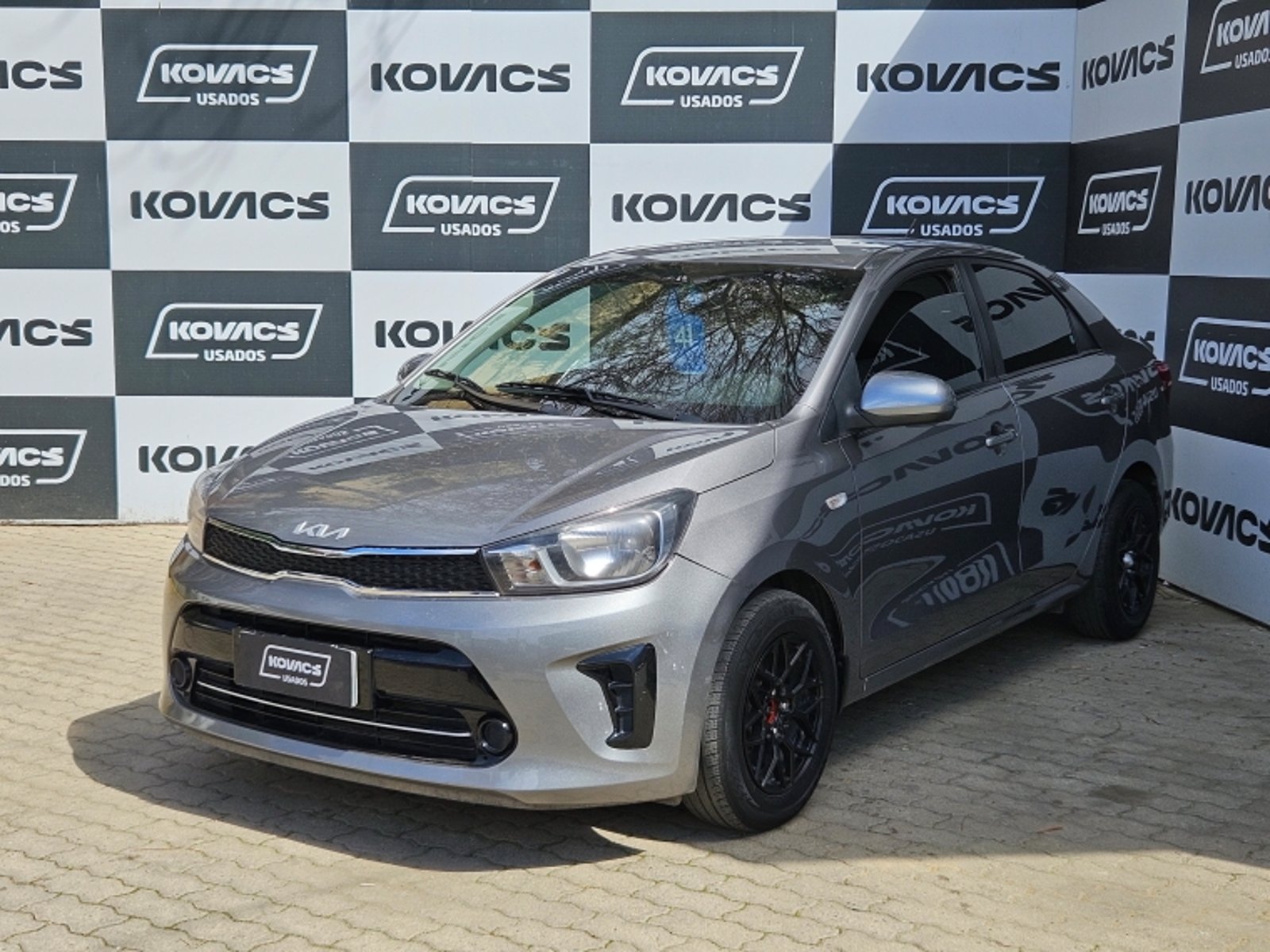 Kia Soluto 2024