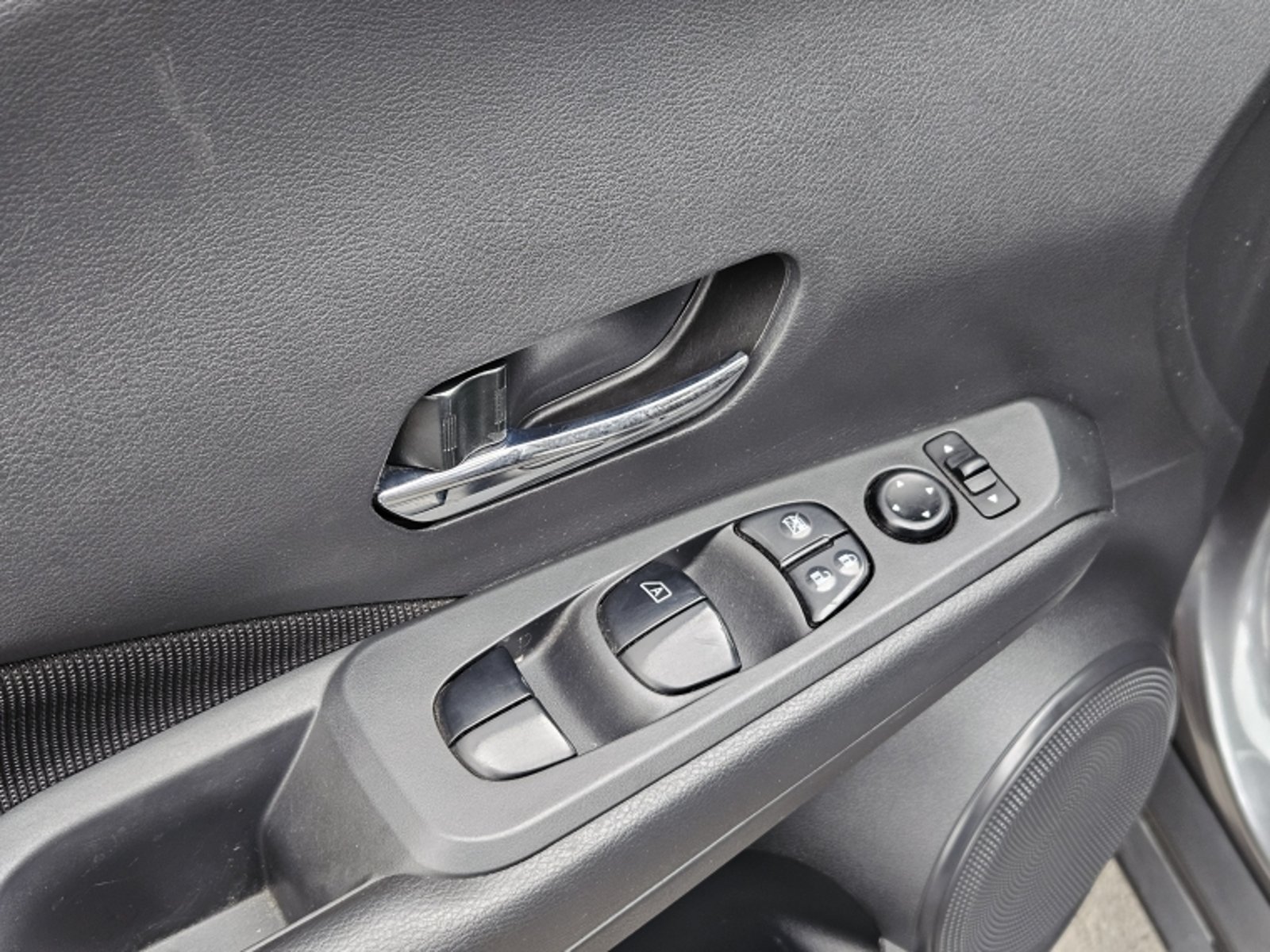 Nissan KICKS 1.6 ADVANCE AT 2024 - Imagen 14 de 20