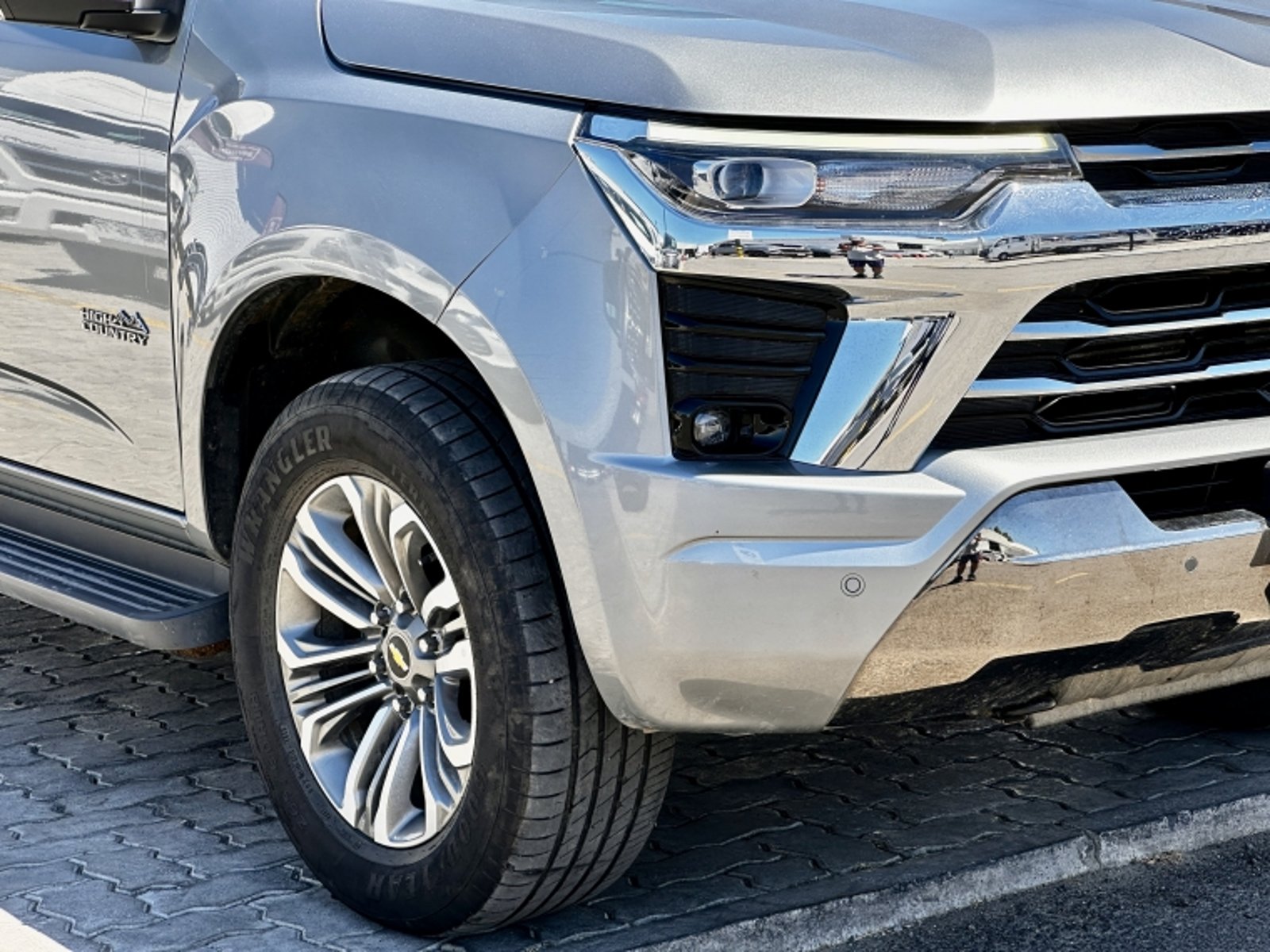 CHEVROLET COLORADO COLORADO DCAB 4P 4X4 2.8 AUT 2024 - Imagen 4 de 20