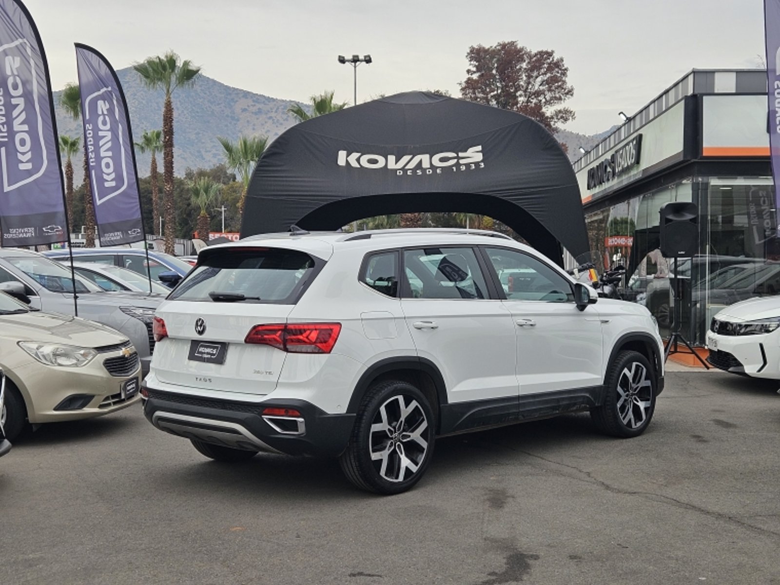 Volkswagen TAOS TSI 4X2 1.4 AUT 2024 - Foto 4 de 20