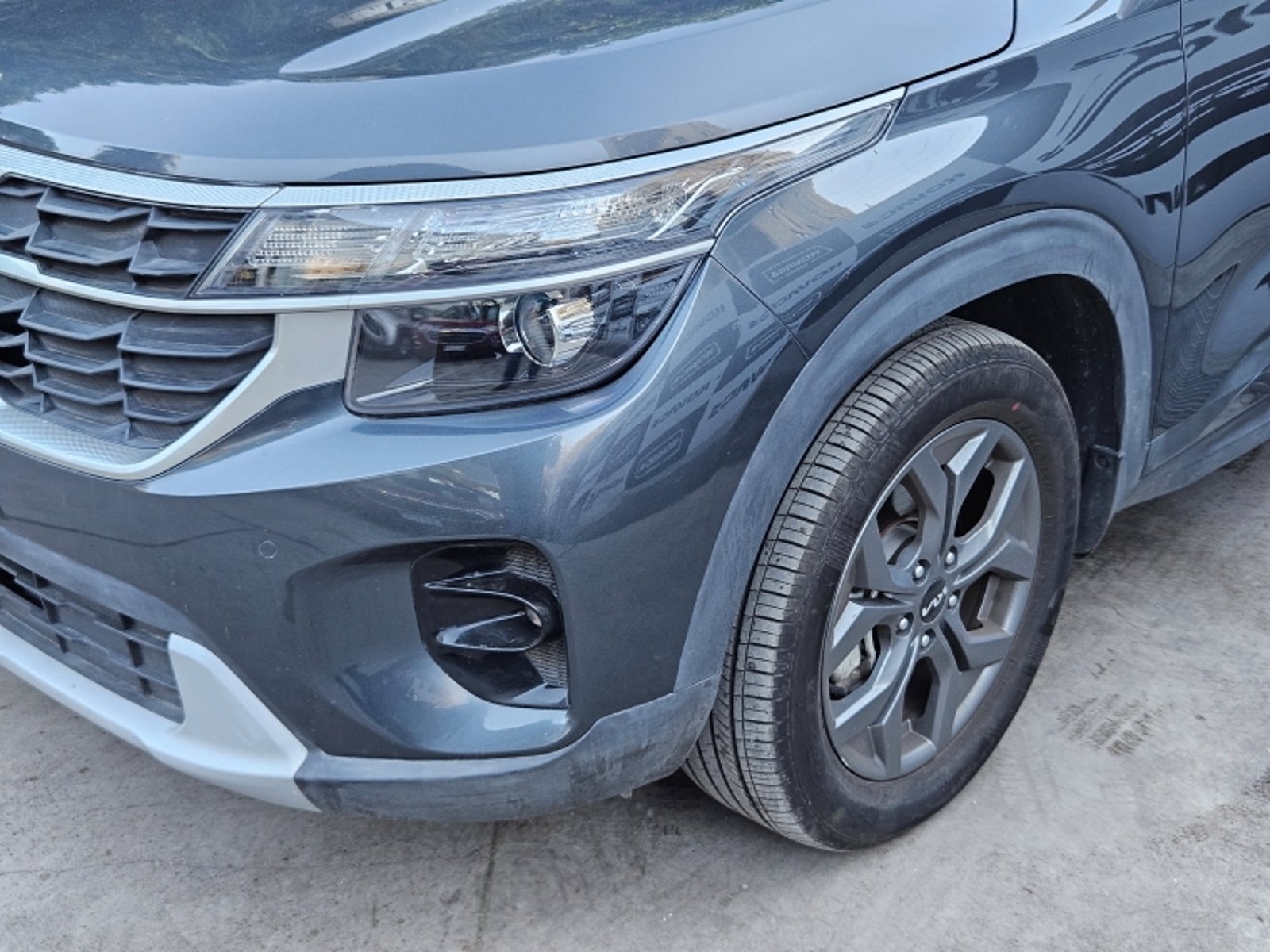 Kia SELTOS 1.5L  EX  6 MT 2025 - Foto 2 de 19