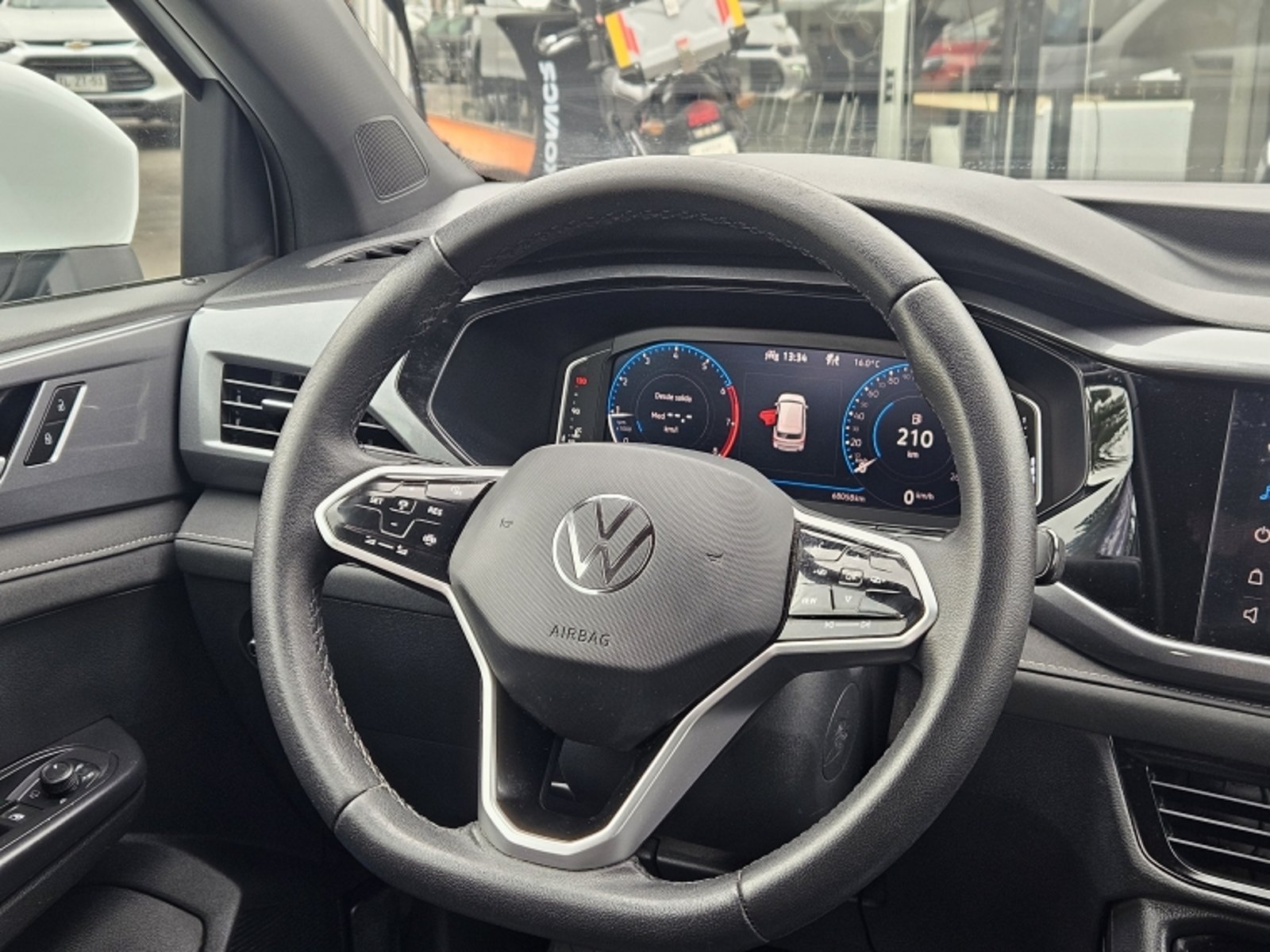 VOLKSWAGEN TAOS TSI 4X2 1.4 AUT 2024 - Imagen 13 de 20