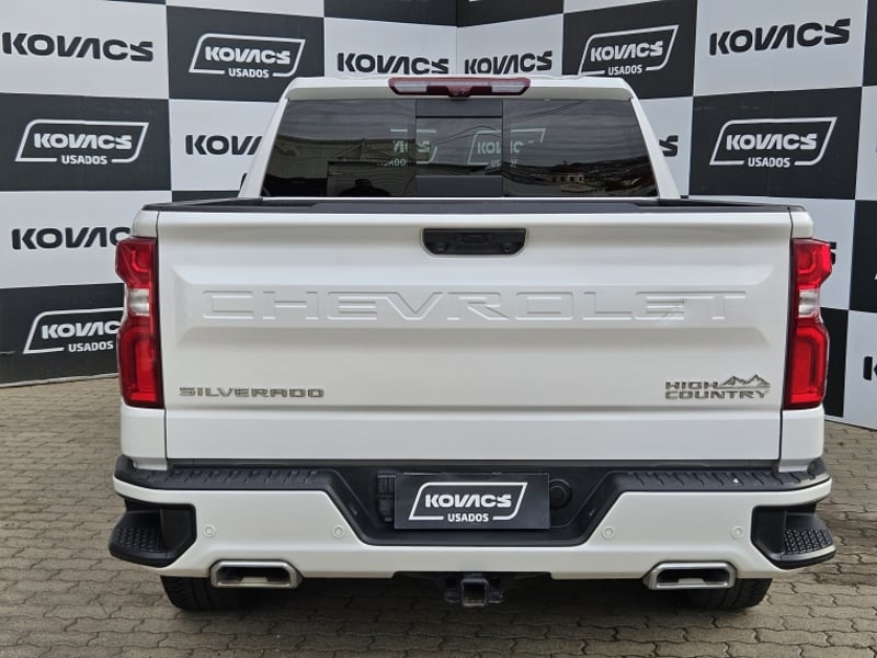 Chevrolet SILVERADO 3.0 TD HIGH COUNTRY AT 4X4 DIESEL 2023 - Imagen 19 de 20