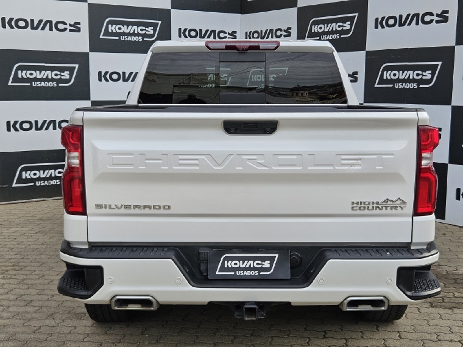 Chevrolet SILVERADO 3.0 TD HIGH COUNTRY AT 4X4 DIESEL 2023 - Imagen 19 de 20