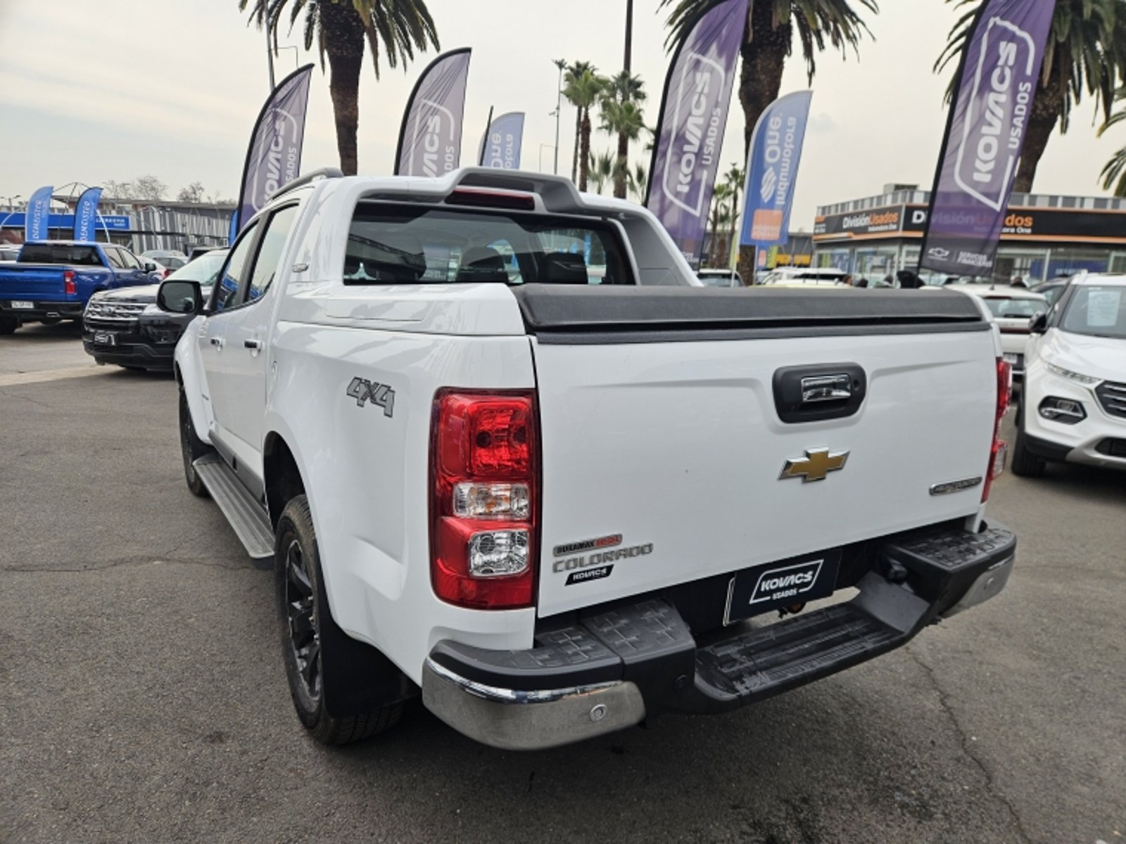 Chevrolet COLORADO HIGH COUNTRY 4X4 2.8 AT 2023 - Imagen 6 de 20