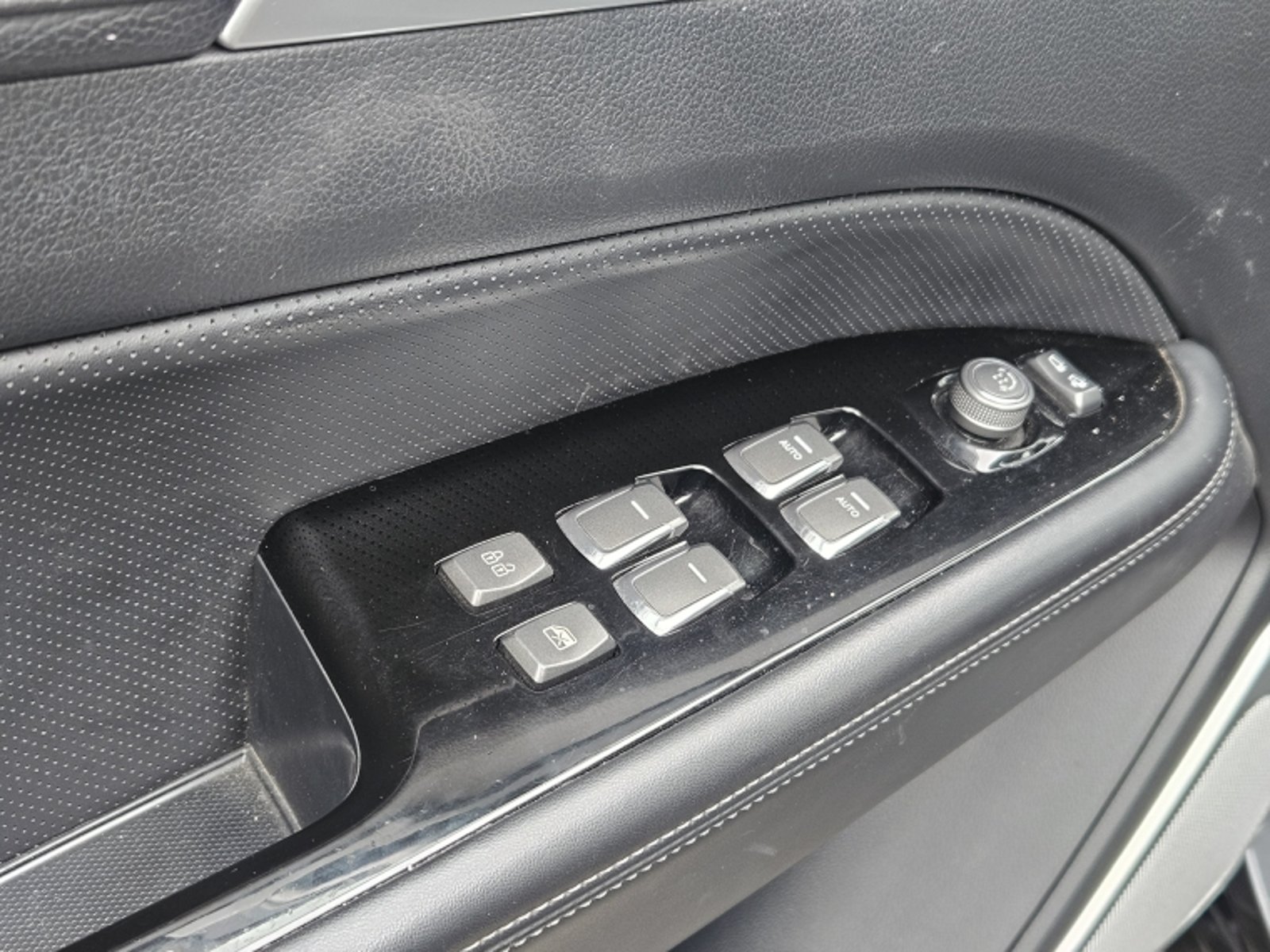SSANGYONG REXTON 2.0 AUT 4X4 2023 - Imagen 14 de 20