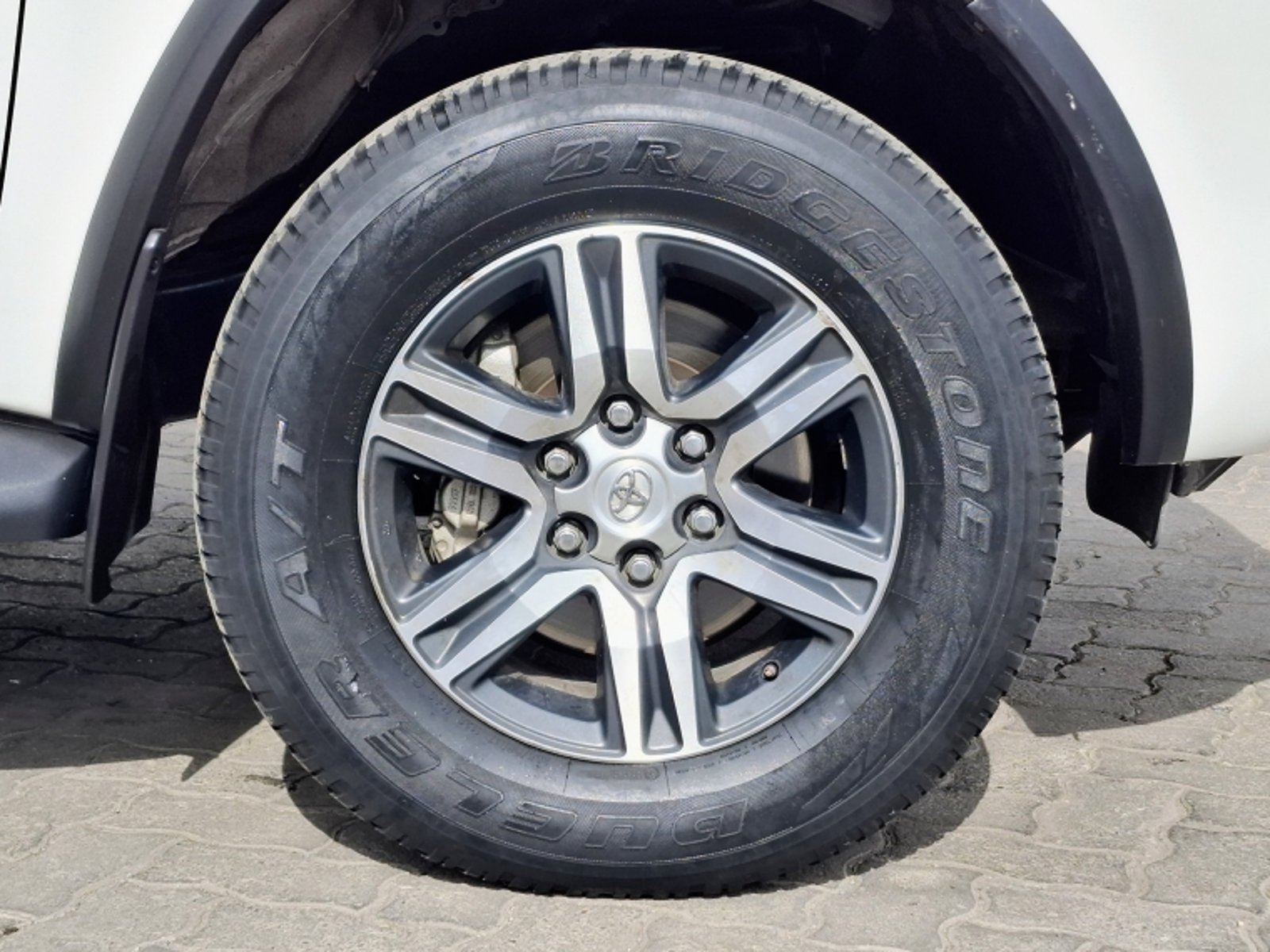 TOYOTA FORTUNER FORTUNER OTTO 2.7 AUT 4X2 2018 - Imagen 6 de 20