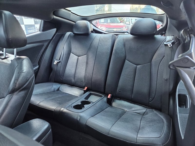Hyundai VELOSTER 1.6 FS 4DR GLS FULL MT 2016 - Imagen 10 de 19