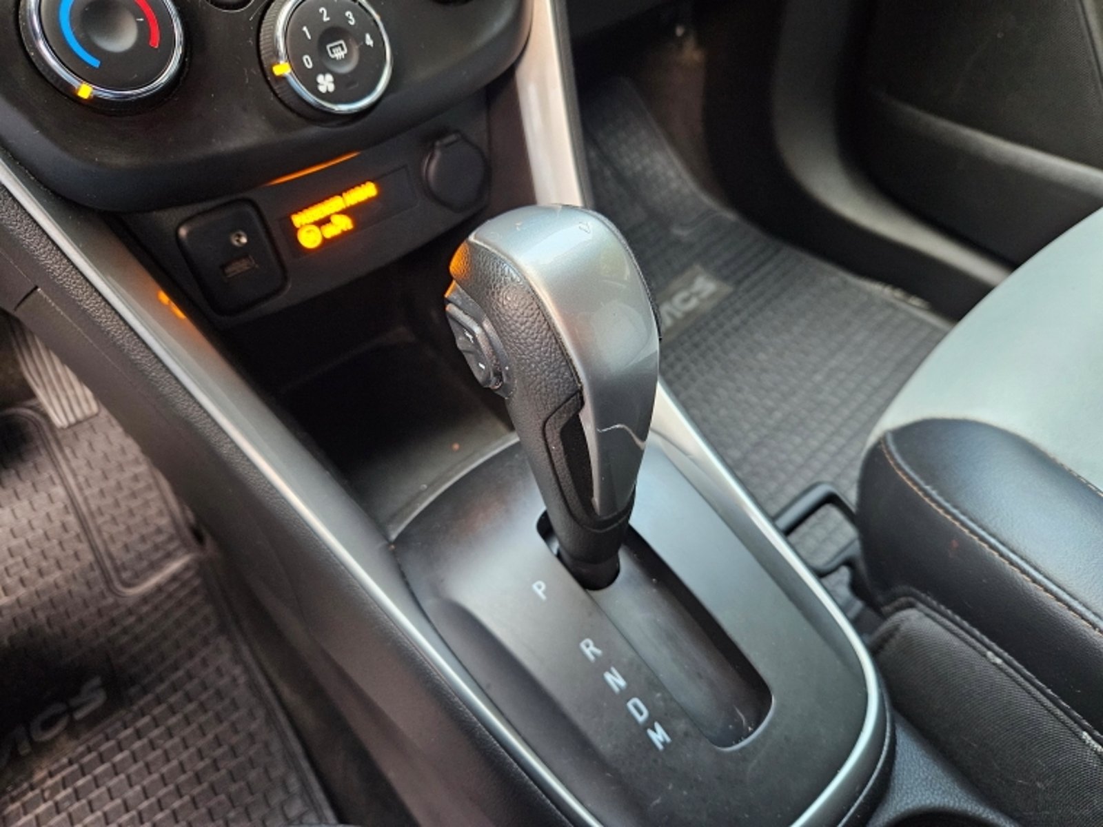 Chevrolet TRACKER 1.8 LT AT 4X4 2020 - Imagen 12 de 19
