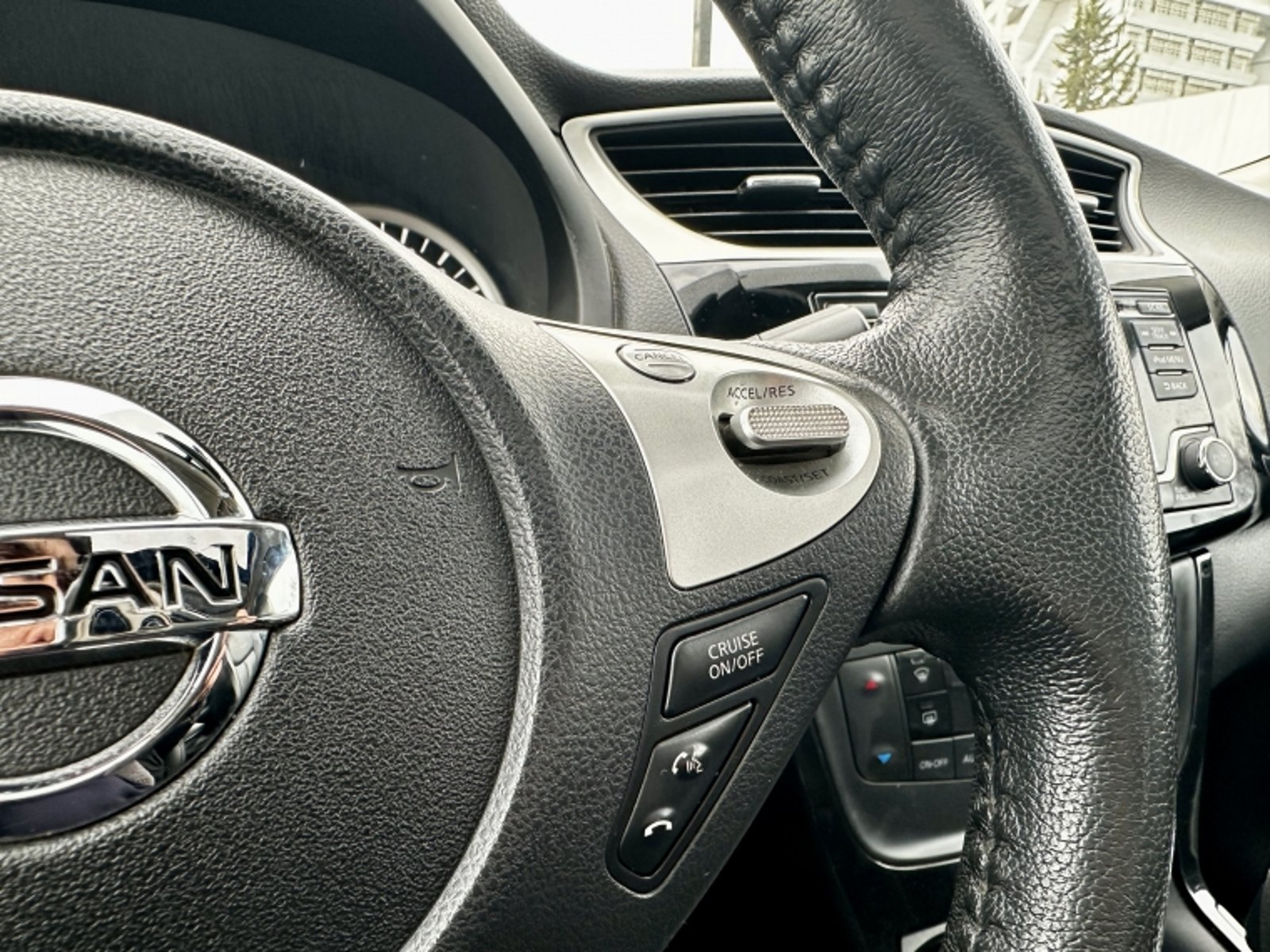 Nissan SENTRA 1.8 AT EXCLUSIVE 2018 - Imagen 10 de 16