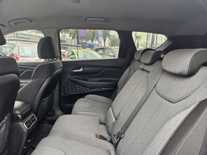 Hyundai SANTA FE TM 4X4 2.5 AUT 2022 - Imagen 8 de 20