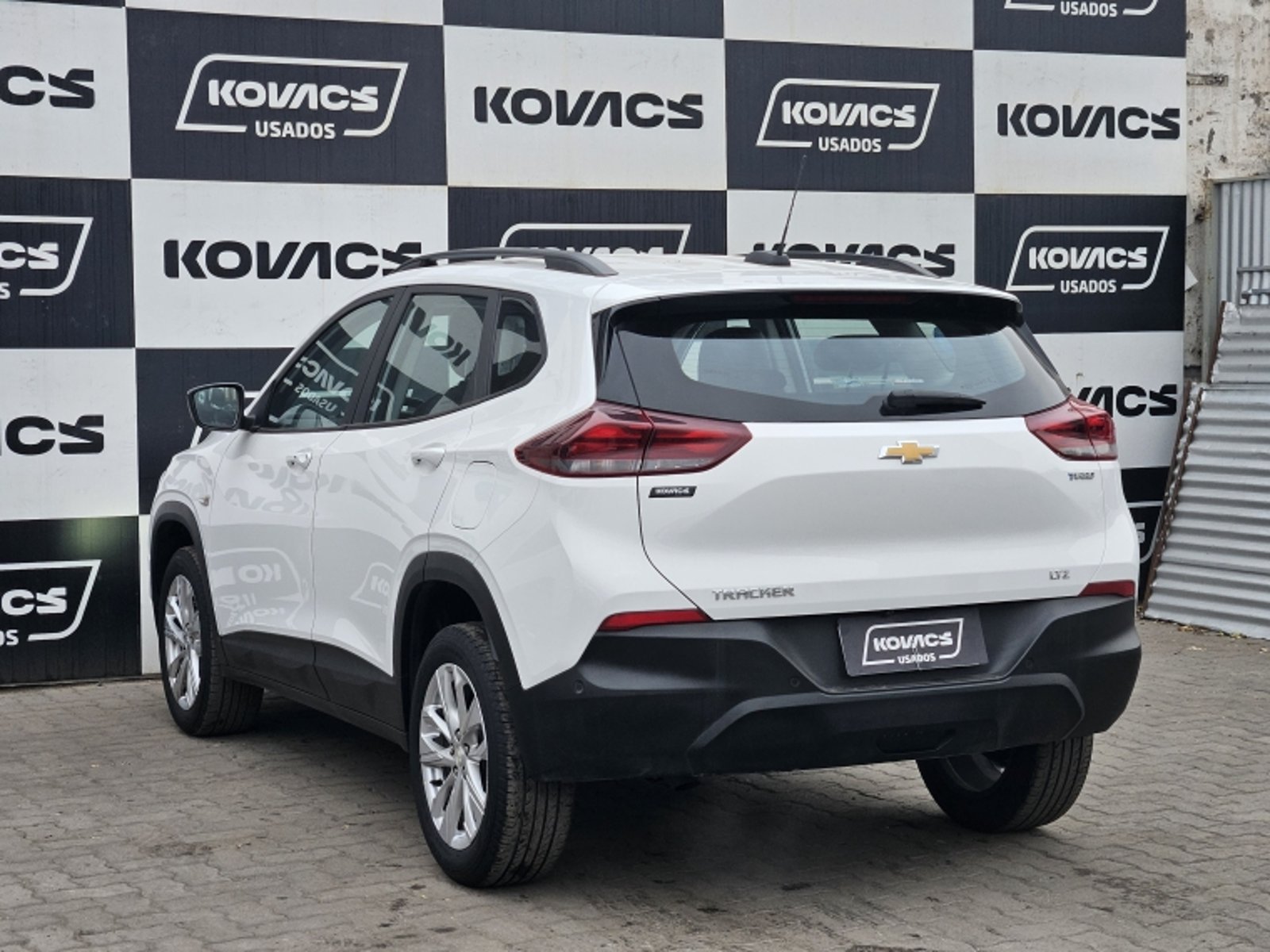CHEVROLET TRACKER LTZ MT 2023 - Imagen 6 de 20