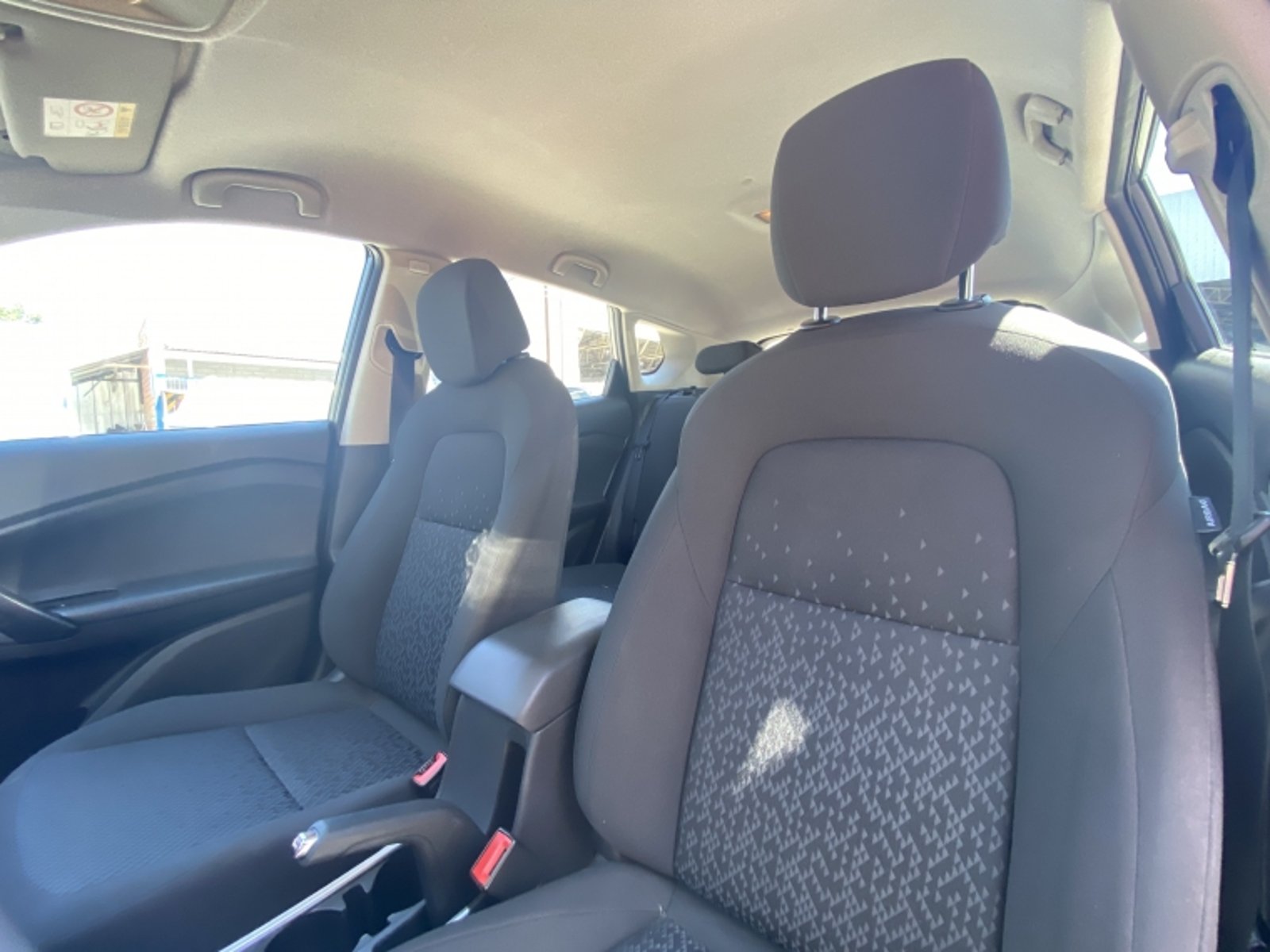 CHEVROLET TRACKER LS P2 MT 1.2 2022 - Imagen 10 de 20