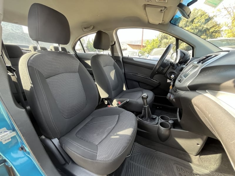 Chevrolet SPARK 1.2 LT AC MT 2021 - Imagen 14 de 20