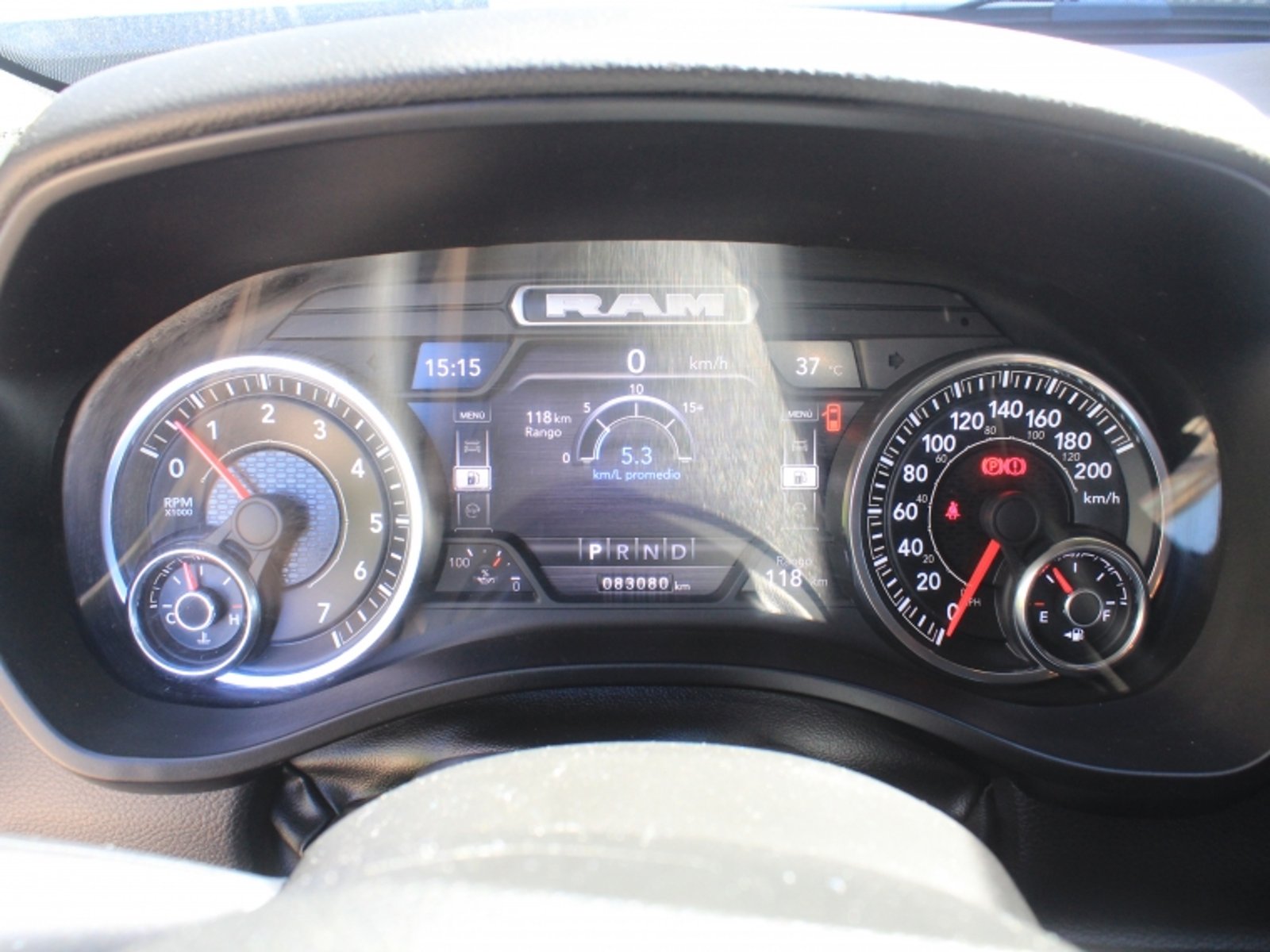 RAM 1500 BIG HORN CREW CAB 4X4 3.6 AUT 2023 - Imagen 16 de 19