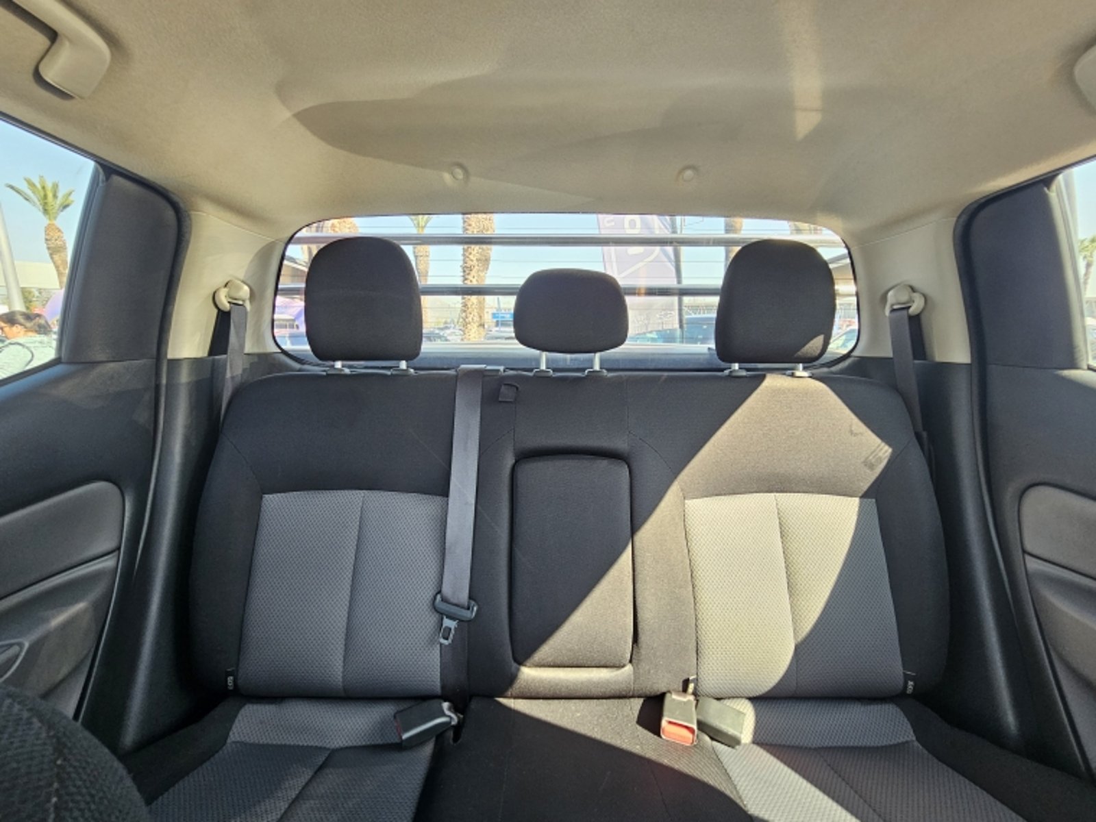 Mitsubishi L200 L 200 WORK CR DC 2.4 2019 - Imagen 16 de 17