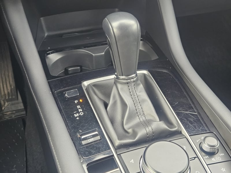 Mazda 3 2.0 SPORT CORE AT 2024 - Imagen 11 de 20