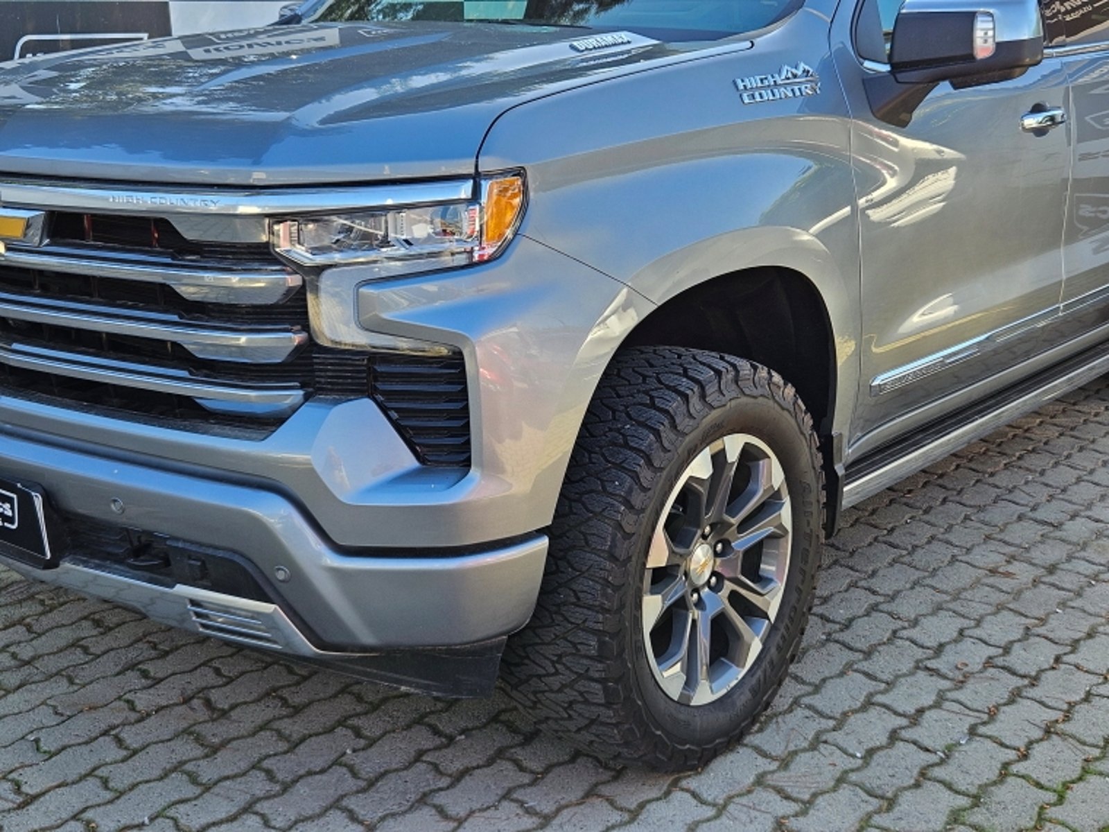 Chevrolet SILVERADO SILVERADO 4X4 3.0L AUT 2025 - Foto 2 de 19