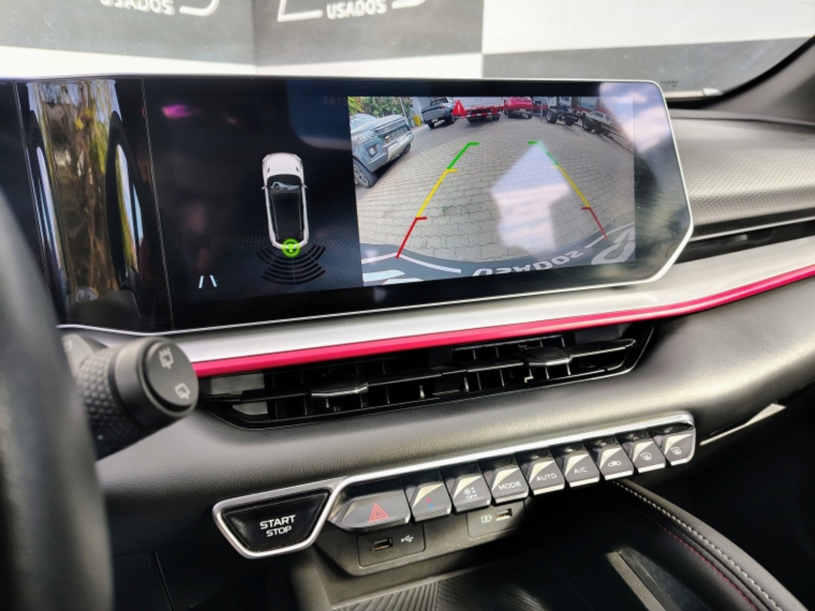 GEELY COOLRAY 1.5 SPORT 7DCT AT 2023 - Imagen 16 de 20