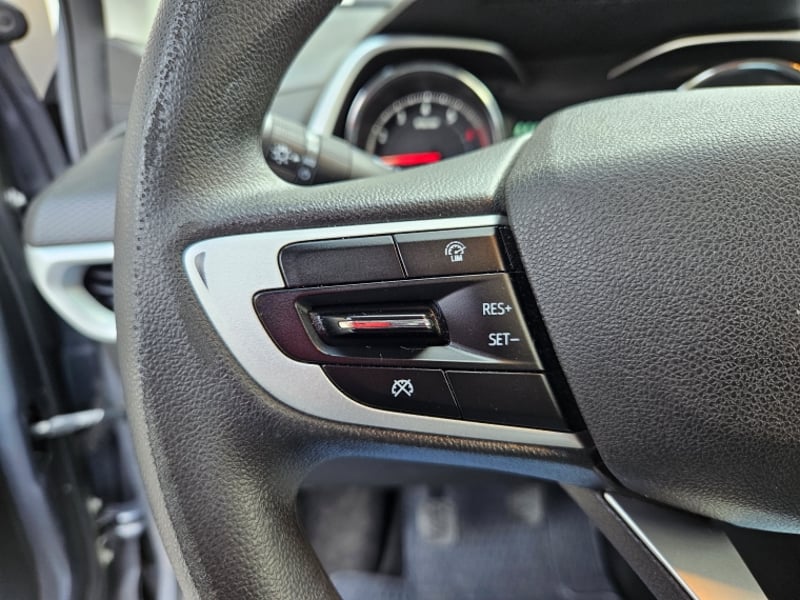 Chevrolet TRACKER 1.2T  LTZ MT 2023 - Imagen 15 de 19