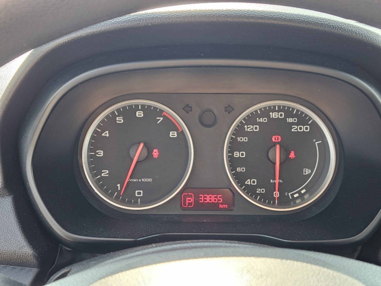 MG 3 1.5  COM  AT 2023 - Imagen 15 de 17