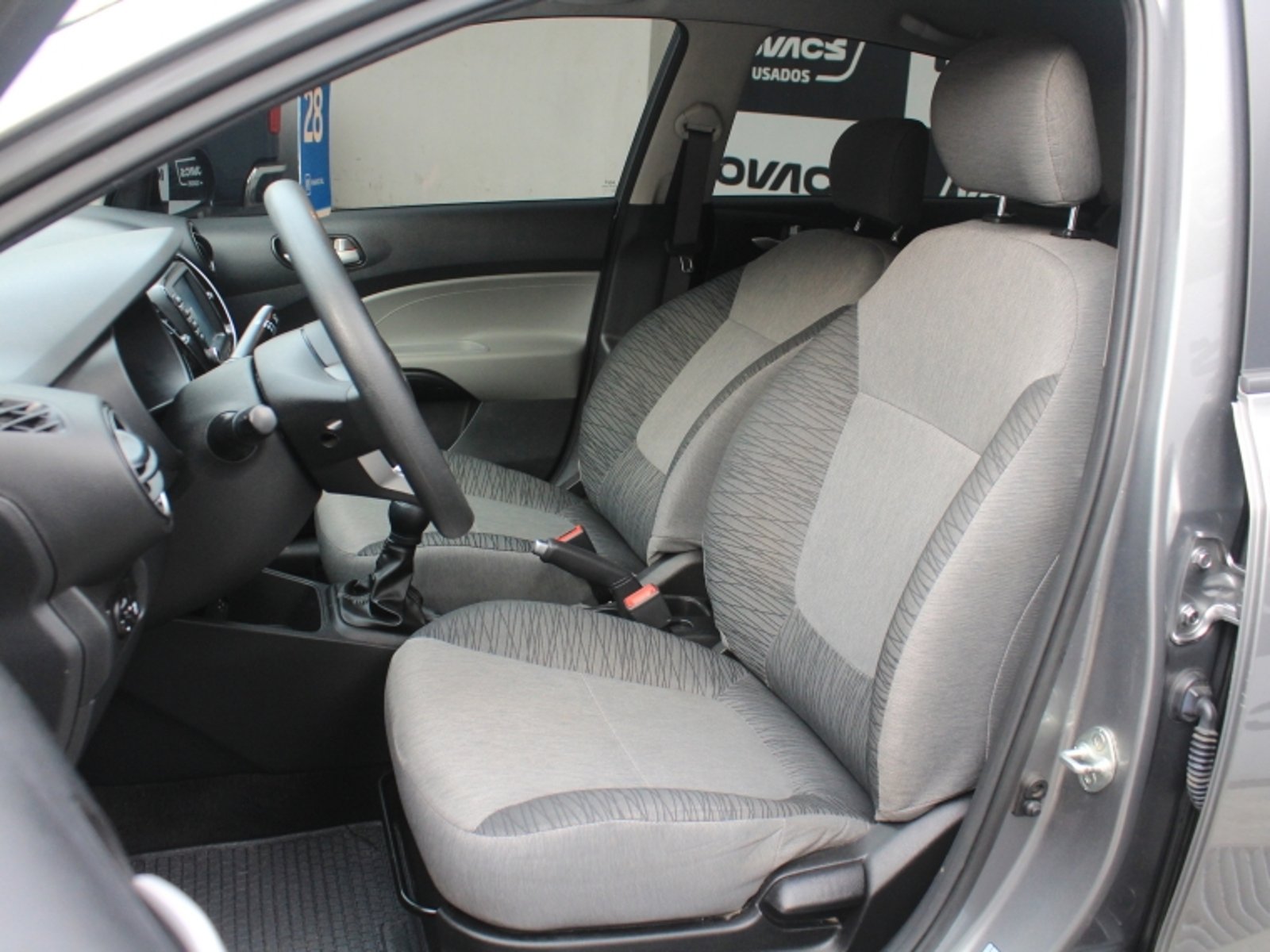 KIA SOLUTO 1.4  LX MT 2024 - Imagen 15 de 18