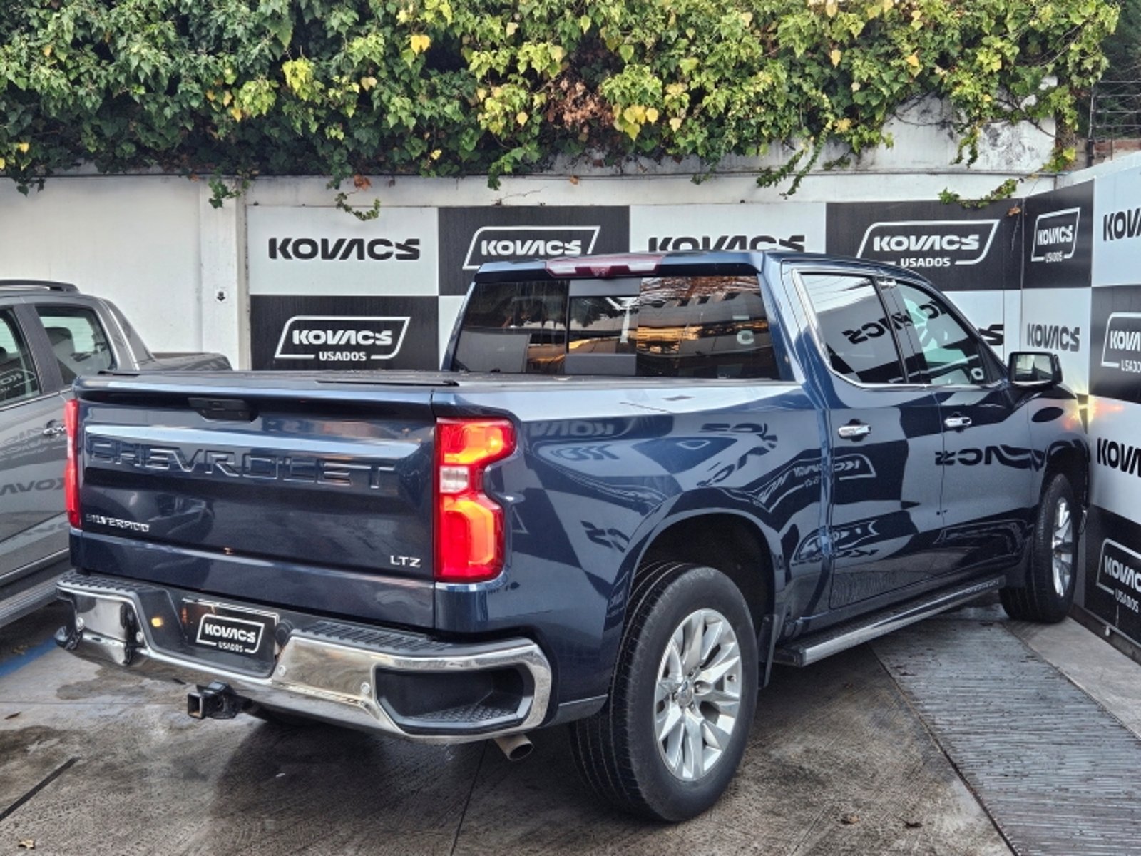 Chevrolet SILVERADO 3.0  CC LTZ AT  4X4  DIESEL 2022 - Foto 4 de 18