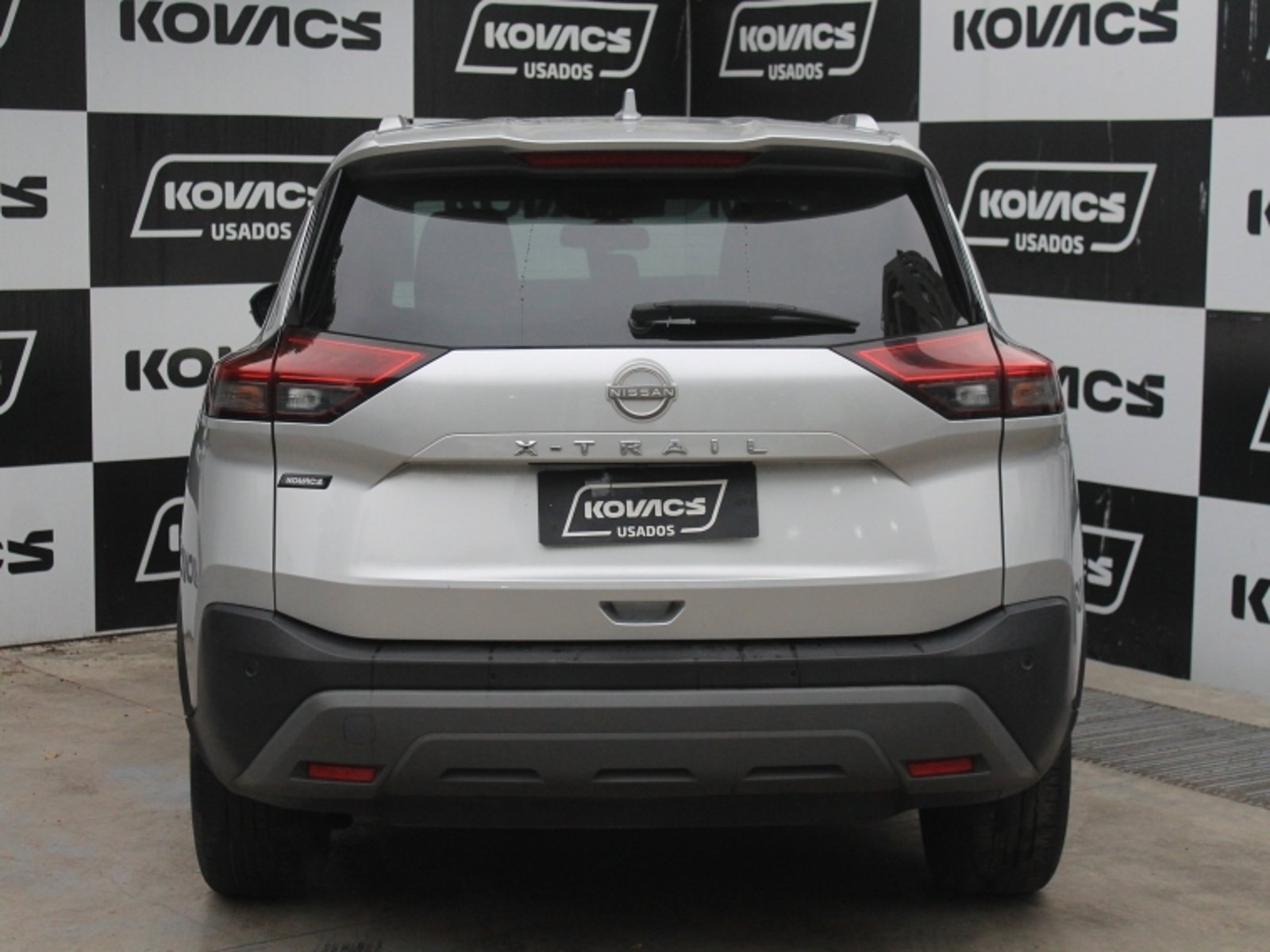 NISSAN X-TRAIL ADVANCE 3ROW AT 2.5 2024 - Imagen 16 de 20