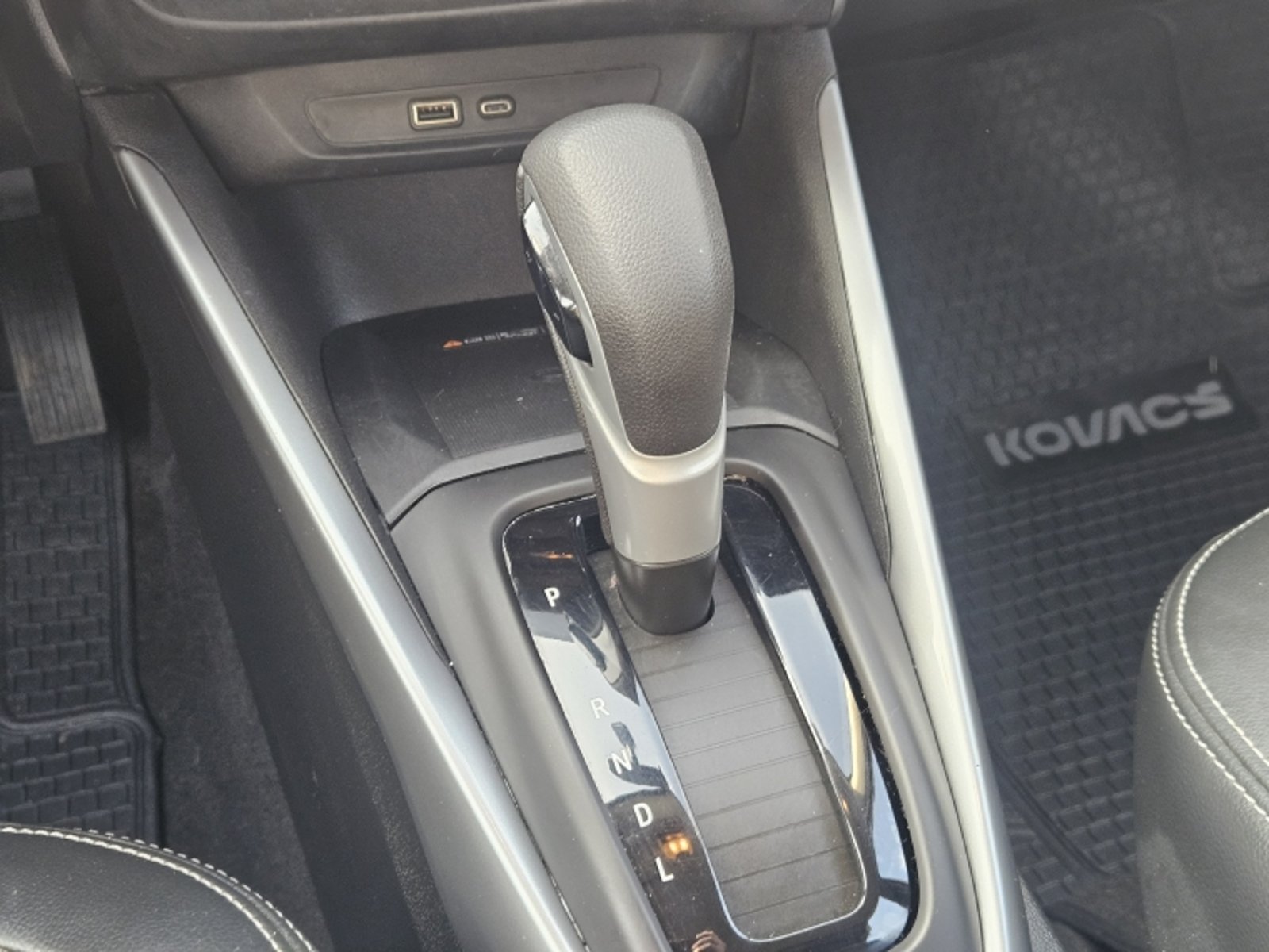 Chevrolet MONTANA PREMIER 1.2 AUT 2023 - Imagen 12 de 20