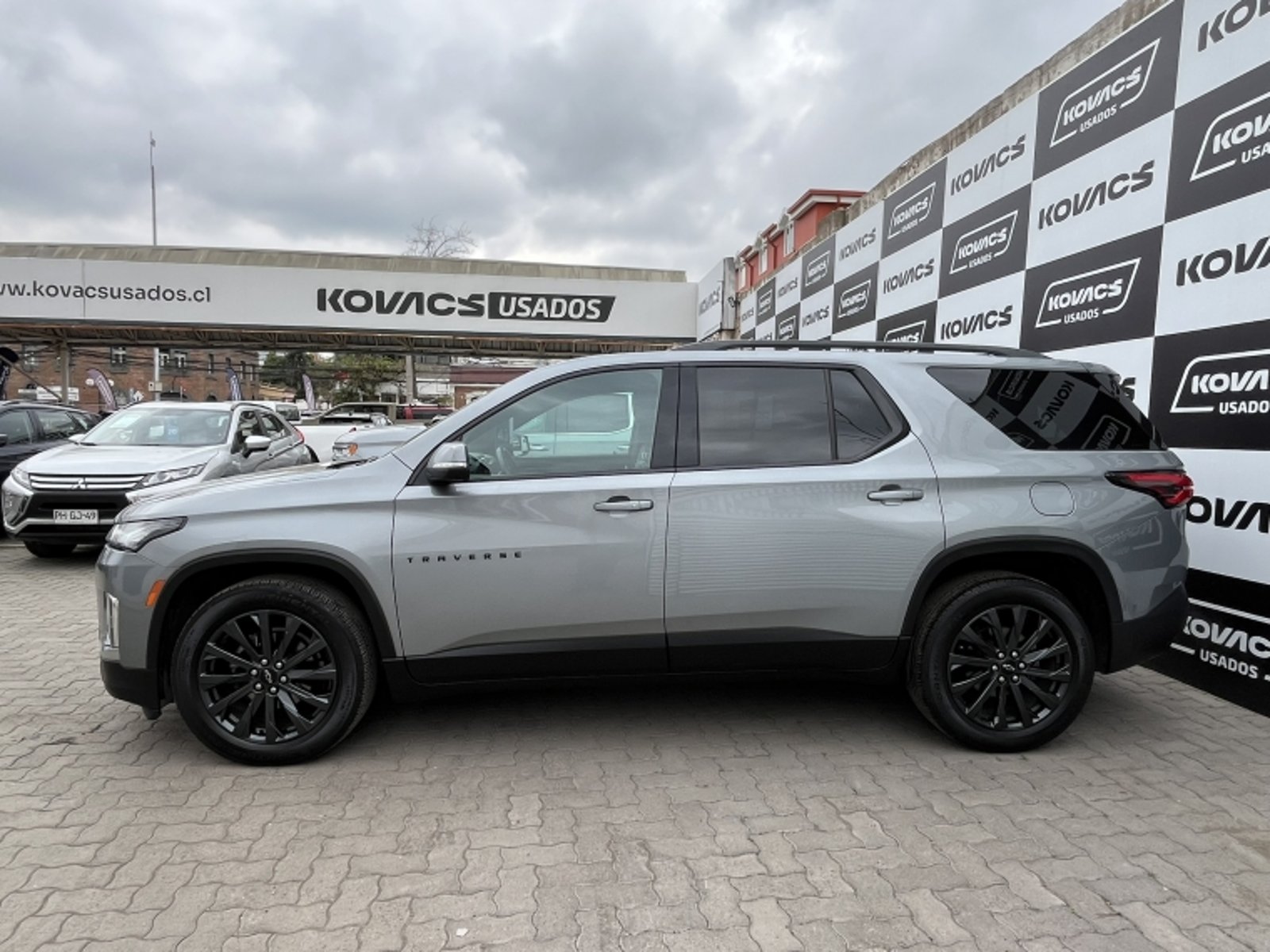 Chevrolet TRAVERSE 3.6 RS AT 4X4 2023 - Foto 2 de 20