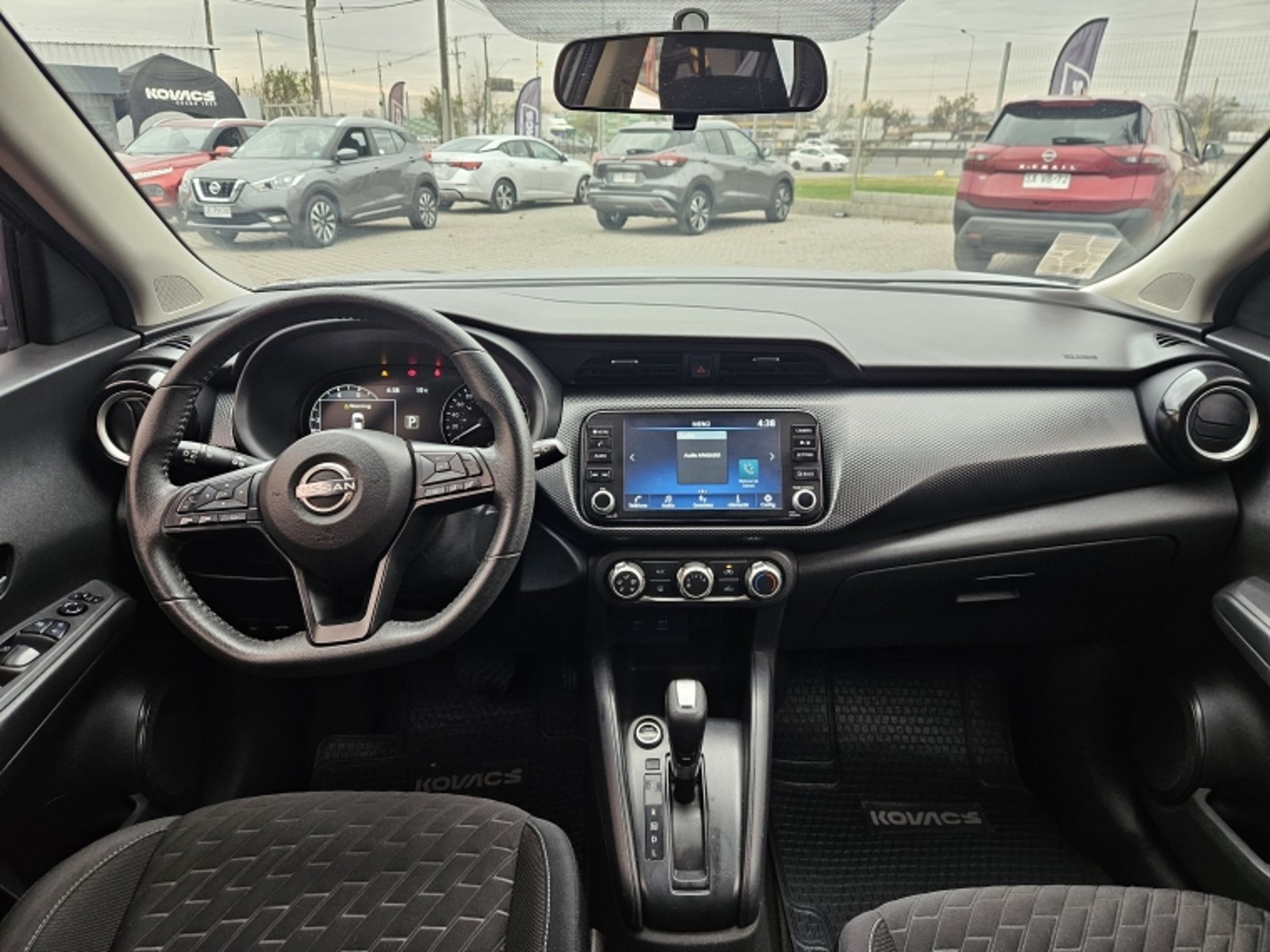 Nissan KICKS 1.6 ADVANCE AT 2024 - Imagen 9 de 20