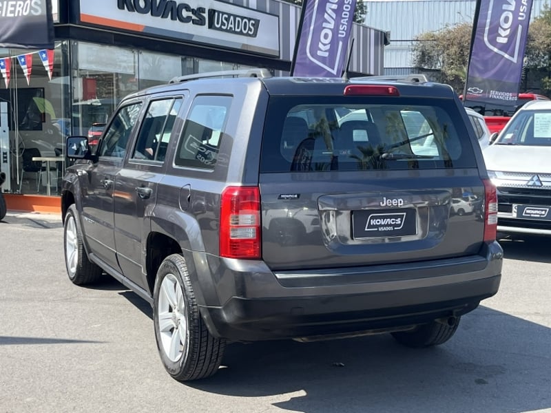 Jeep PATRIOT PATRIOT 4X4 2.4 AUT 2017 - Imagen 8 de 20