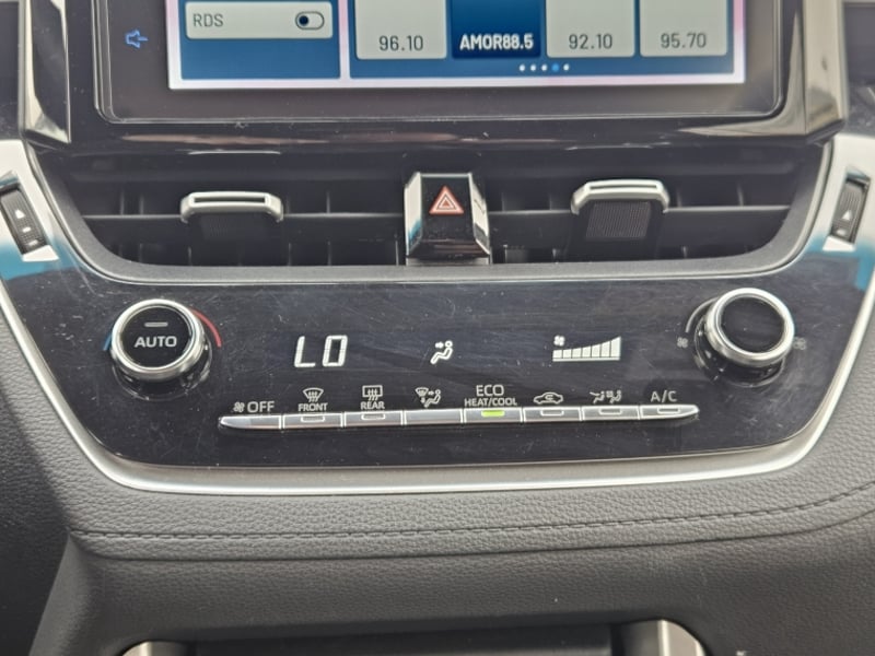 Toyota COROLLA CROSS 1.8 CROSS XEI HEV CVT 2024 - Imagen 12 de 20