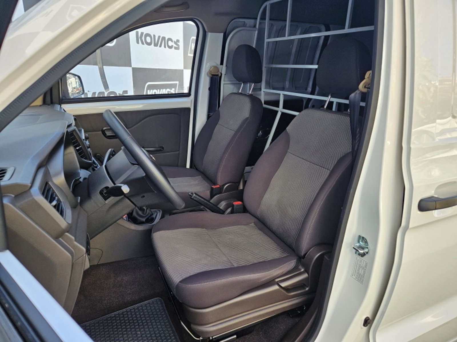 CHEVROLET N400 1.5 AC MT 2026 - Imagen 11 de 14