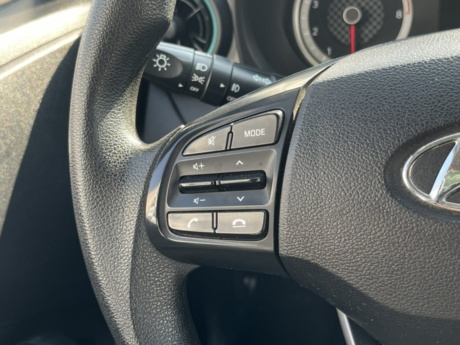 HYUNDAI GRAND I10 AI3 HB VALUE MT 2022 - Imagen 17 de 20