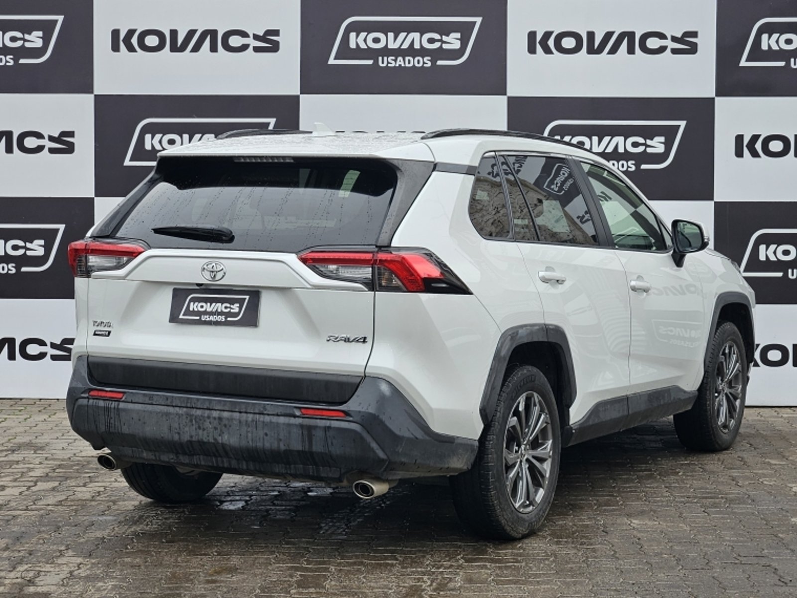 Toyota RAV4 2.0 XLE SAFETY SENSE AT 2023 - Imagen 4 de 20