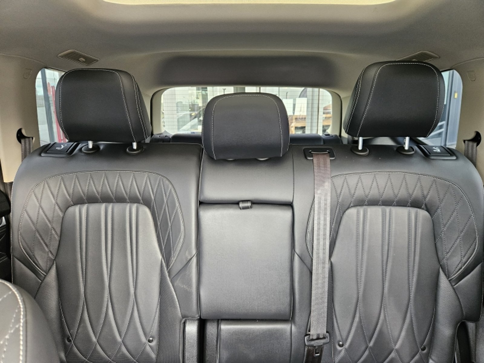 MAXUS D90 FLAGSHIP AT 4X4 2.0 T 2024 - Imagen 19 de 20