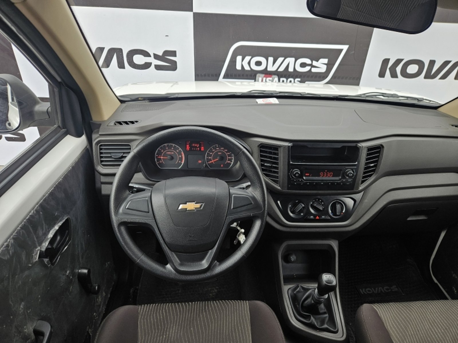 CHEVROLET N400 MAX MT AC 2024 - Imagen 9 de 16
